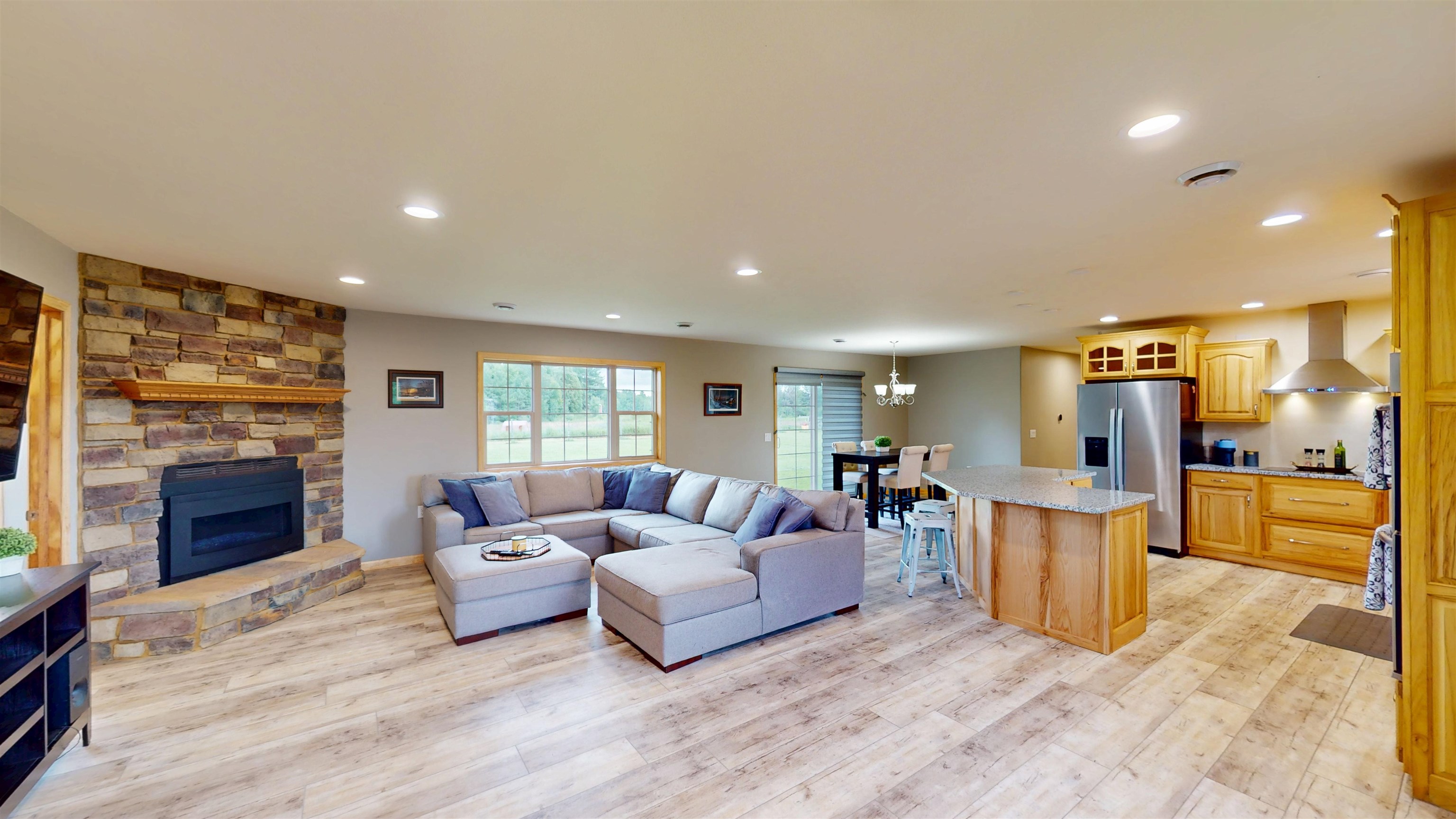9588 S WASHINGTON AVENUE, Marshfield, Wisconsin 54449, 4 Bedrooms Bedrooms, ,2 BathroomsBathrooms,Residential,For Sale,9588 S WASHINGTON AVENUE,22603235