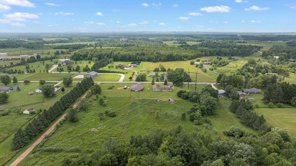 9588 S WASHINGTON AVENUE, Marshfield, Wisconsin 54449, 4 Bedrooms Bedrooms, ,2 BathroomsBathrooms,Residential,For Sale,9588 S WASHINGTON AVENUE,22603235