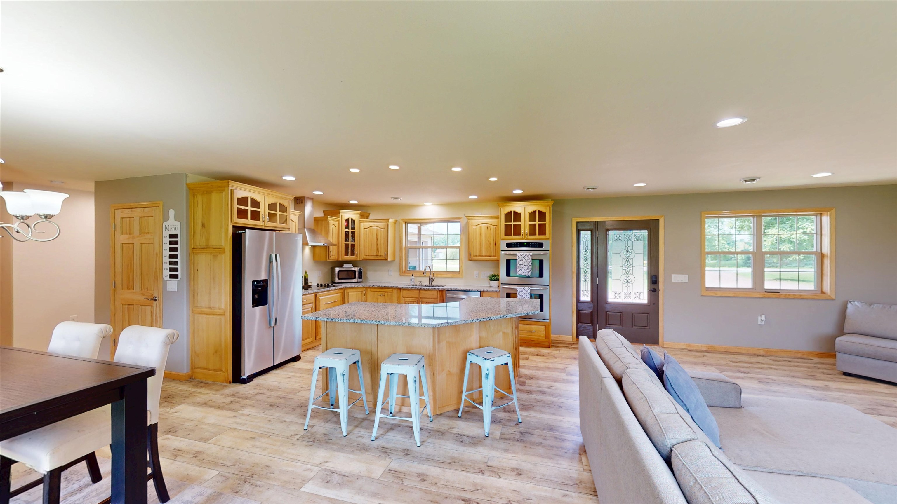 9588 S WASHINGTON AVENUE, Marshfield, Wisconsin 54449, 4 Bedrooms Bedrooms, ,2 BathroomsBathrooms,Residential,For Sale,9588 S WASHINGTON AVENUE,22603235