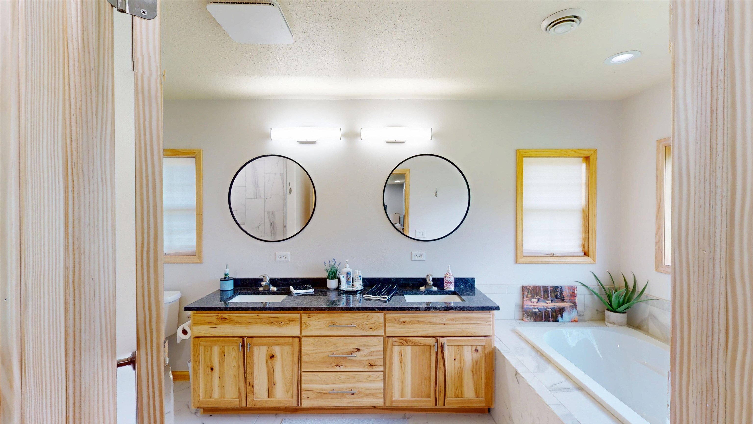 9588 S WASHINGTON AVENUE, Marshfield, Wisconsin 54449, 4 Bedrooms Bedrooms, ,2 BathroomsBathrooms,Residential,For Sale,9588 S WASHINGTON AVENUE,22603235