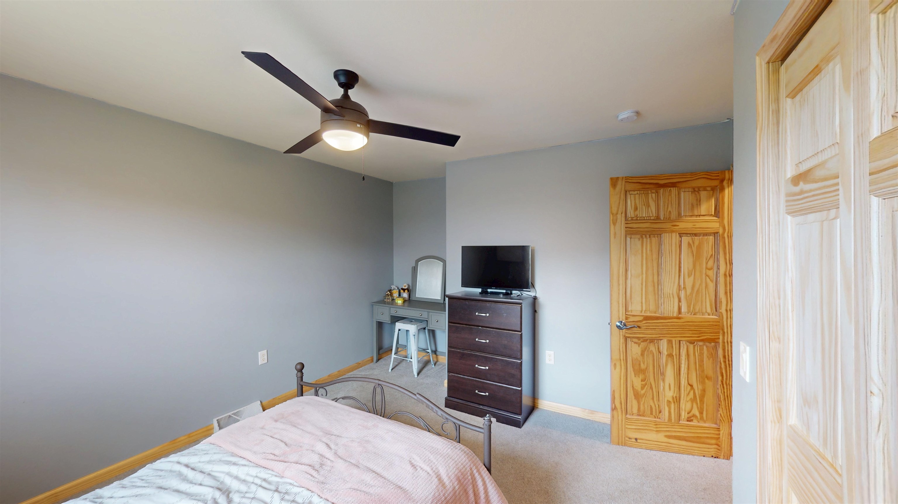 9588 S WASHINGTON AVENUE, Marshfield, Wisconsin 54449, 4 Bedrooms Bedrooms, ,2 BathroomsBathrooms,Residential,For Sale,9588 S WASHINGTON AVENUE,22603235