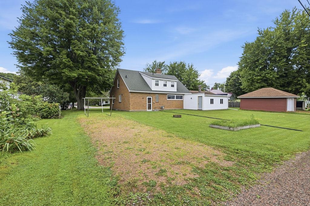 213115 STATE HIGHWAY 97, Stratford, Wisconsin 54484, 3 Bedrooms Bedrooms, ,2 BathroomsBathrooms,Residential,For Sale,213115 STATE HIGHWAY 97,22603236