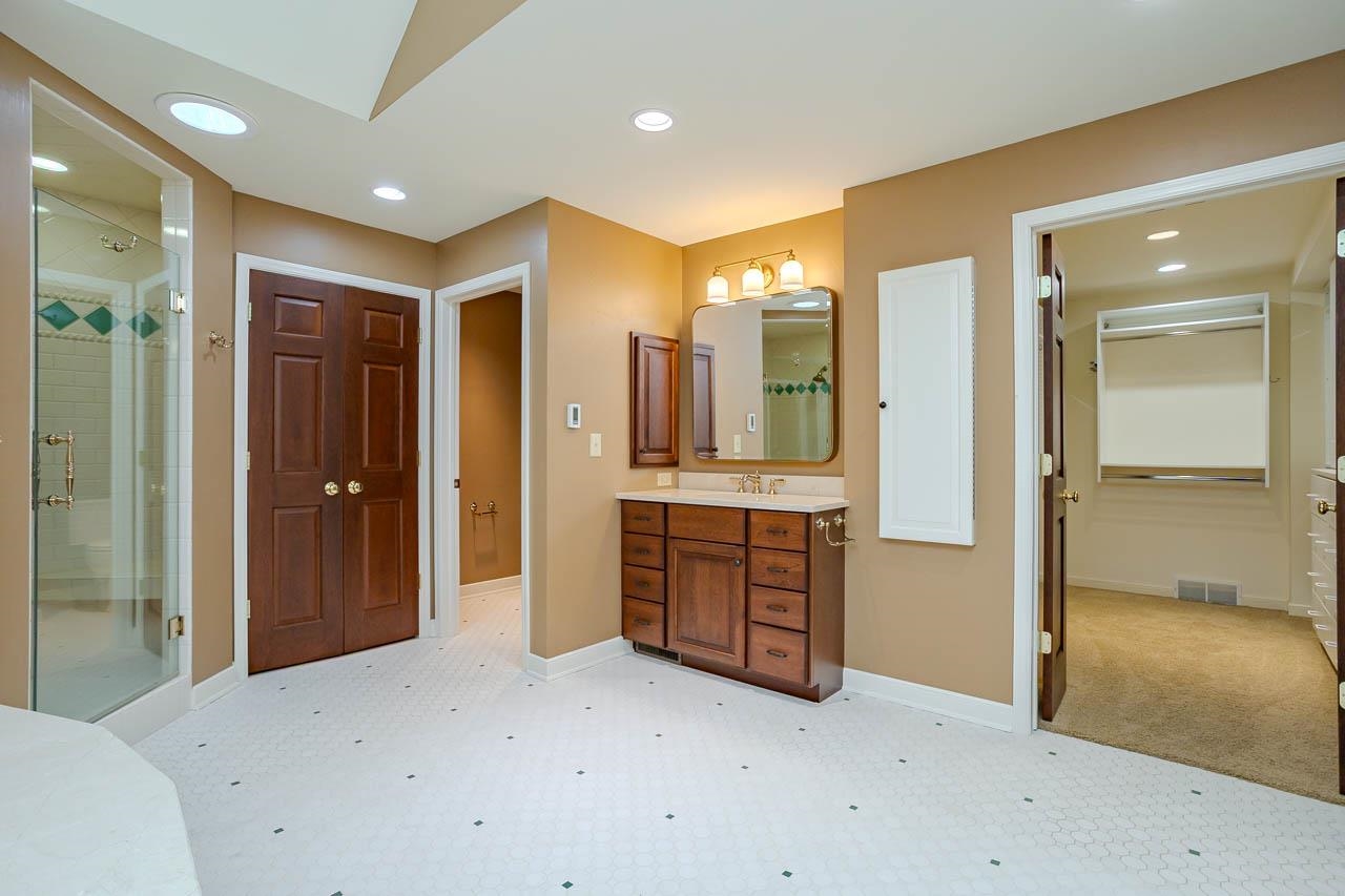 1016 HIGHLAND PARK BOULEVARD, Wausau, Wisconsin 54403, 5 Bedrooms Bedrooms, ,3 BathroomsBathrooms,Residential,For Sale,1016 HIGHLAND PARK BOULEVARD,22603243
