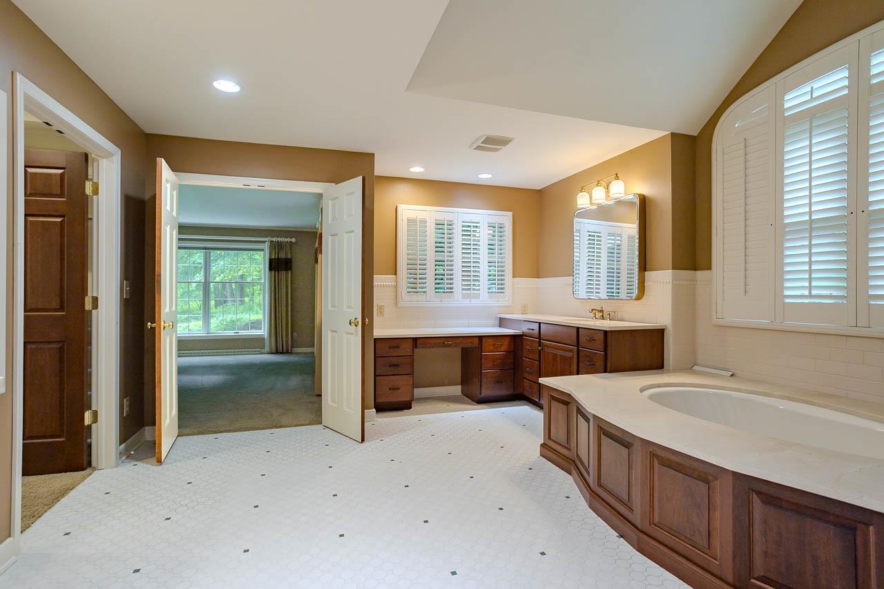 1016 HIGHLAND PARK BOULEVARD, Wausau, Wisconsin 54403, 5 Bedrooms Bedrooms, ,3 BathroomsBathrooms,Residential,For Sale,1016 HIGHLAND PARK BOULEVARD,22603243