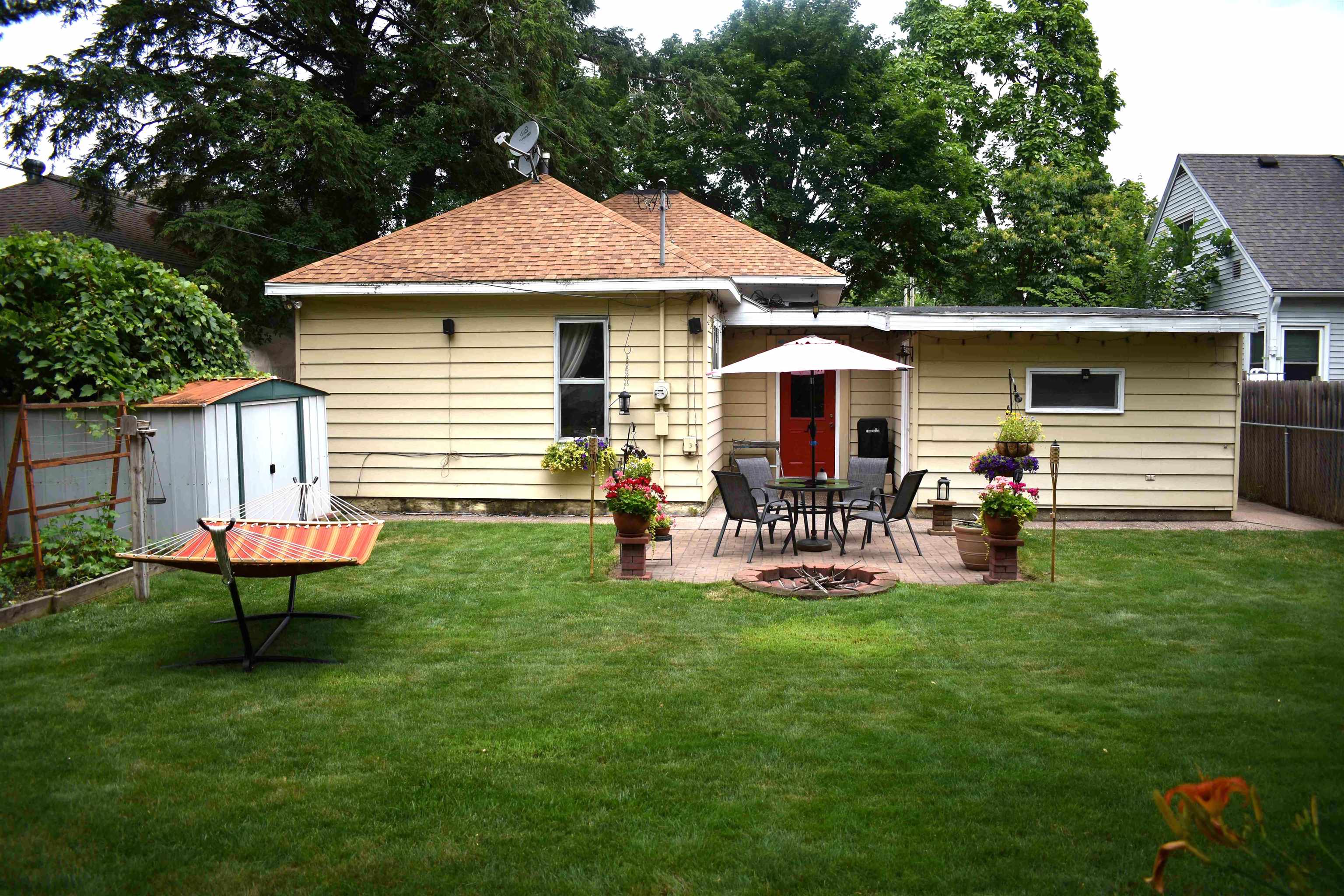 1717 BOYINGTON AVENUE, Stevens Point, Wisconsin 54481, 2 Bedrooms Bedrooms, ,1 BathroomBathrooms,Residential,For Sale,1717 BOYINGTON AVENUE,22603250