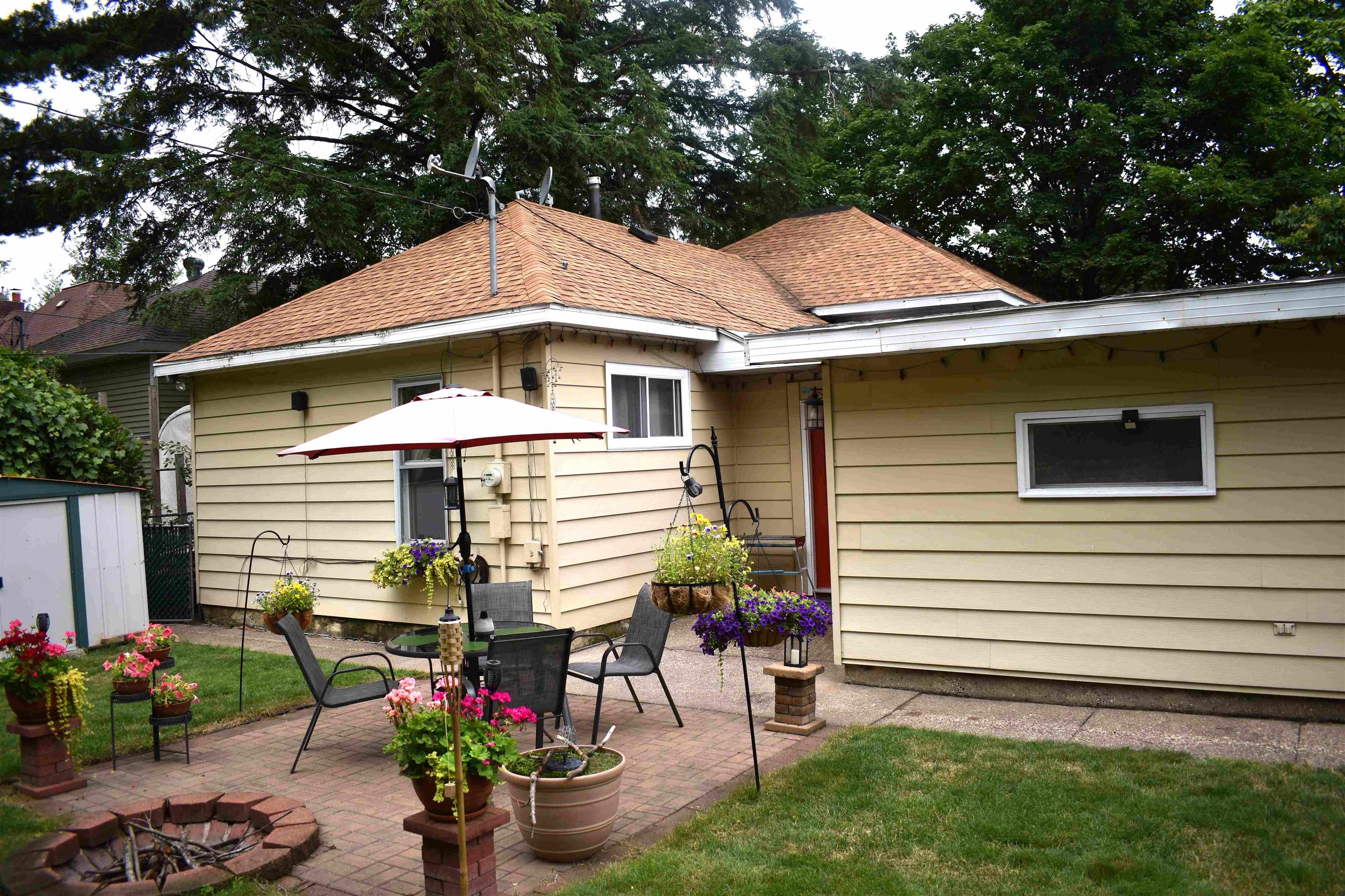 1717 BOYINGTON AVENUE, Stevens Point, Wisconsin 54481, 2 Bedrooms Bedrooms, ,1 BathroomBathrooms,Residential,For Sale,1717 BOYINGTON AVENUE,22603250