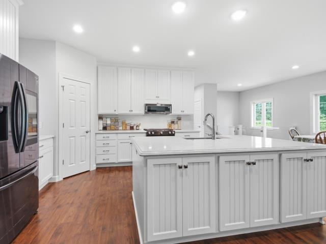 3205 W MCMILLAN STREET, Marshfield, Wisconsin 54449, 4 Bedrooms Bedrooms, ,3 BathroomsBathrooms,Residential,For Sale,3205 W MCMILLAN STREET,22603252