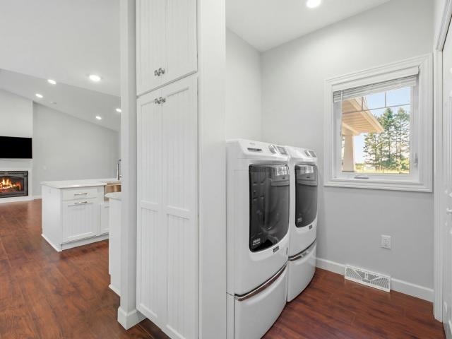 3205 W MCMILLAN STREET, Marshfield, Wisconsin 54449, 4 Bedrooms Bedrooms, ,3 BathroomsBathrooms,Residential,For Sale,3205 W MCMILLAN STREET,22603252