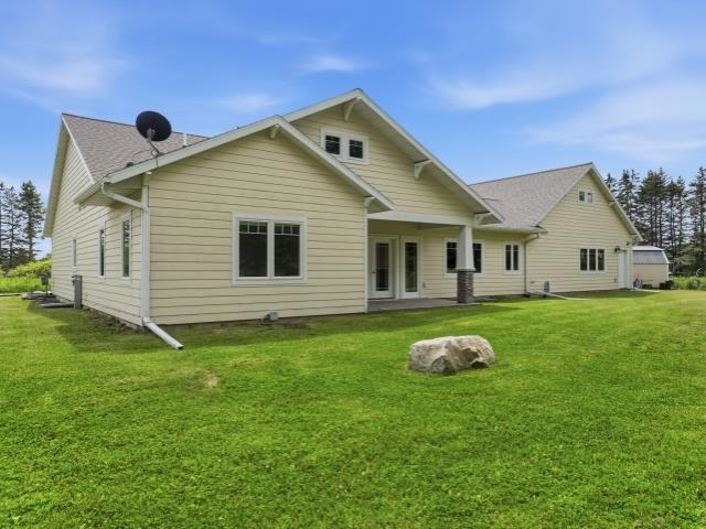 3205 W MCMILLAN STREET, Marshfield, Wisconsin 54449, 4 Bedrooms Bedrooms, ,3 BathroomsBathrooms,Residential,For Sale,3205 W MCMILLAN STREET,22603252