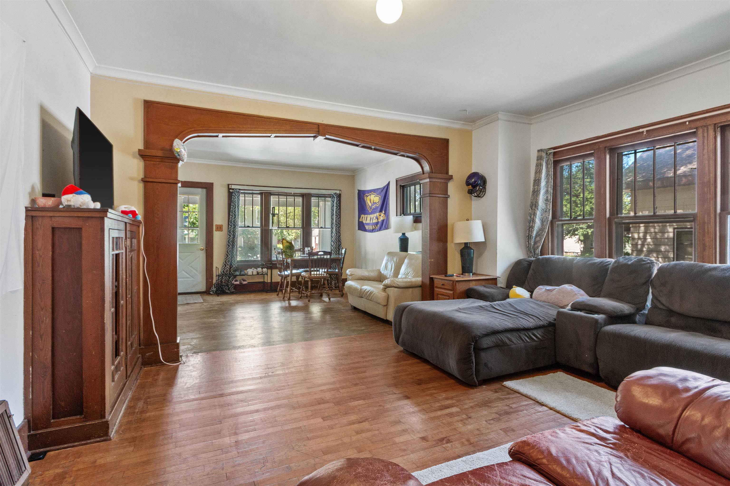 1808 BRIGGS STREET, Stevens Point, Wisconsin 54481, 4 Bedrooms Bedrooms, 9 Rooms Rooms,2 BathroomsBathrooms,Multi-family,For Sale,1808 BRIGGS STREET,22603328