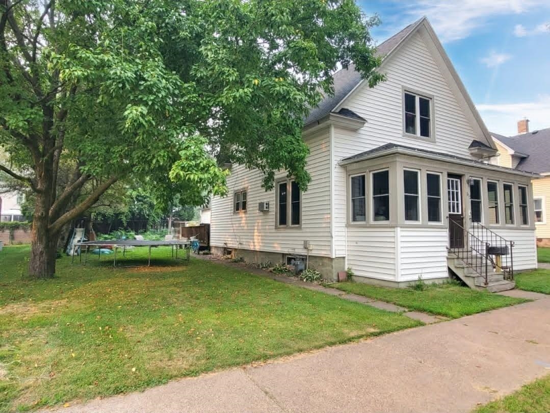 812 E BRIDGE STREET, Wausau, Wisconsin 54403, 4 Bedrooms Bedrooms, ,2 BathroomsBathrooms,Residential,For Sale,812 E BRIDGE STREET,22603333
