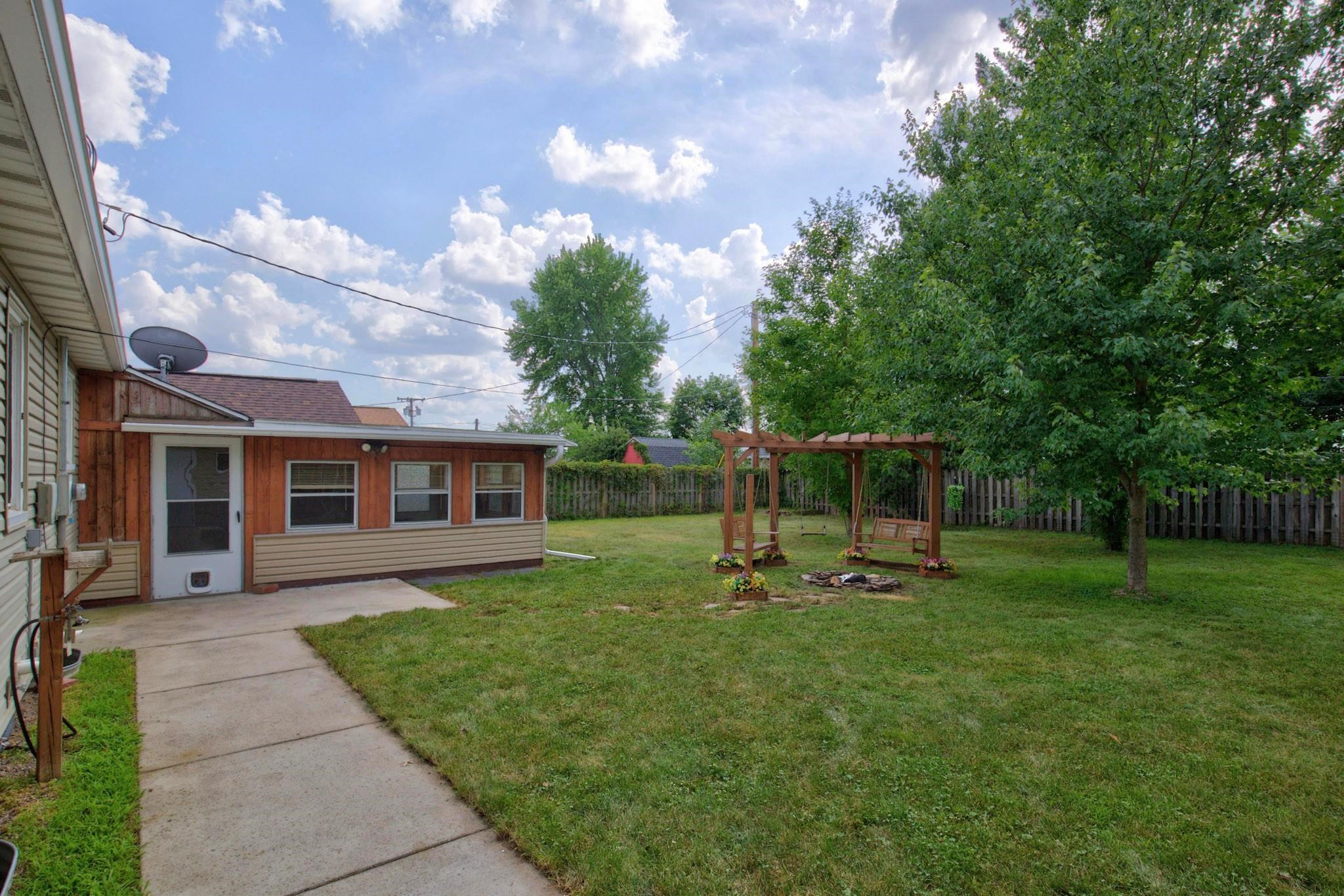 3540 2ND STREET SOUTH, Wisconsin Rapids, Wisconsin 54494, 4 Bedrooms Bedrooms, ,1 BathroomBathrooms,Residential,For Sale,3540 2ND STREET SOUTH,22603338