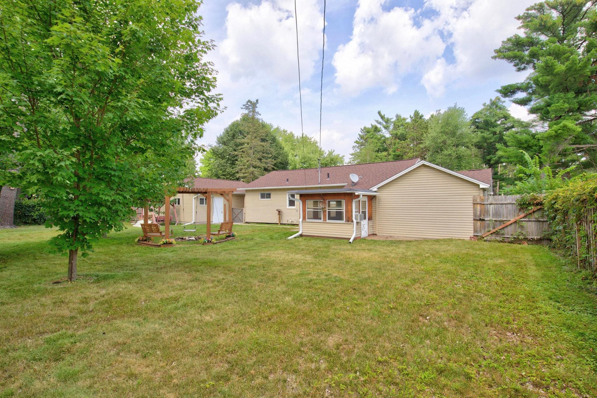 3540 2ND STREET SOUTH, Wisconsin Rapids, Wisconsin 54494, 4 Bedrooms Bedrooms, ,1 BathroomBathrooms,Residential,For Sale,3540 2ND STREET SOUTH,22603338