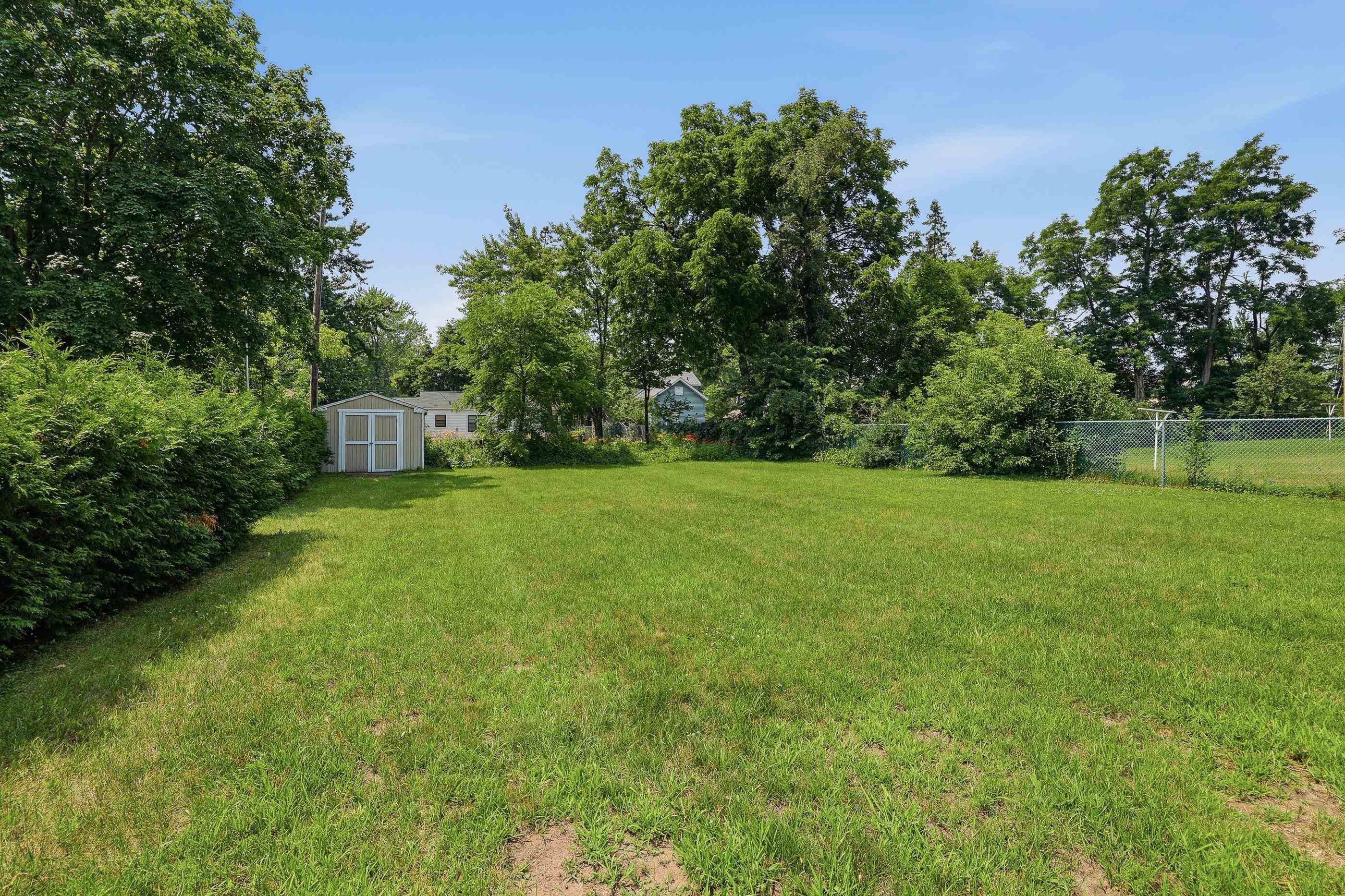 2416 CENTER STREET, Stevens Point, Wisconsin 54481, 3 Bedrooms Bedrooms, ,1 BathroomBathrooms,Residential,For Sale,2416 CENTER STREET,22603339