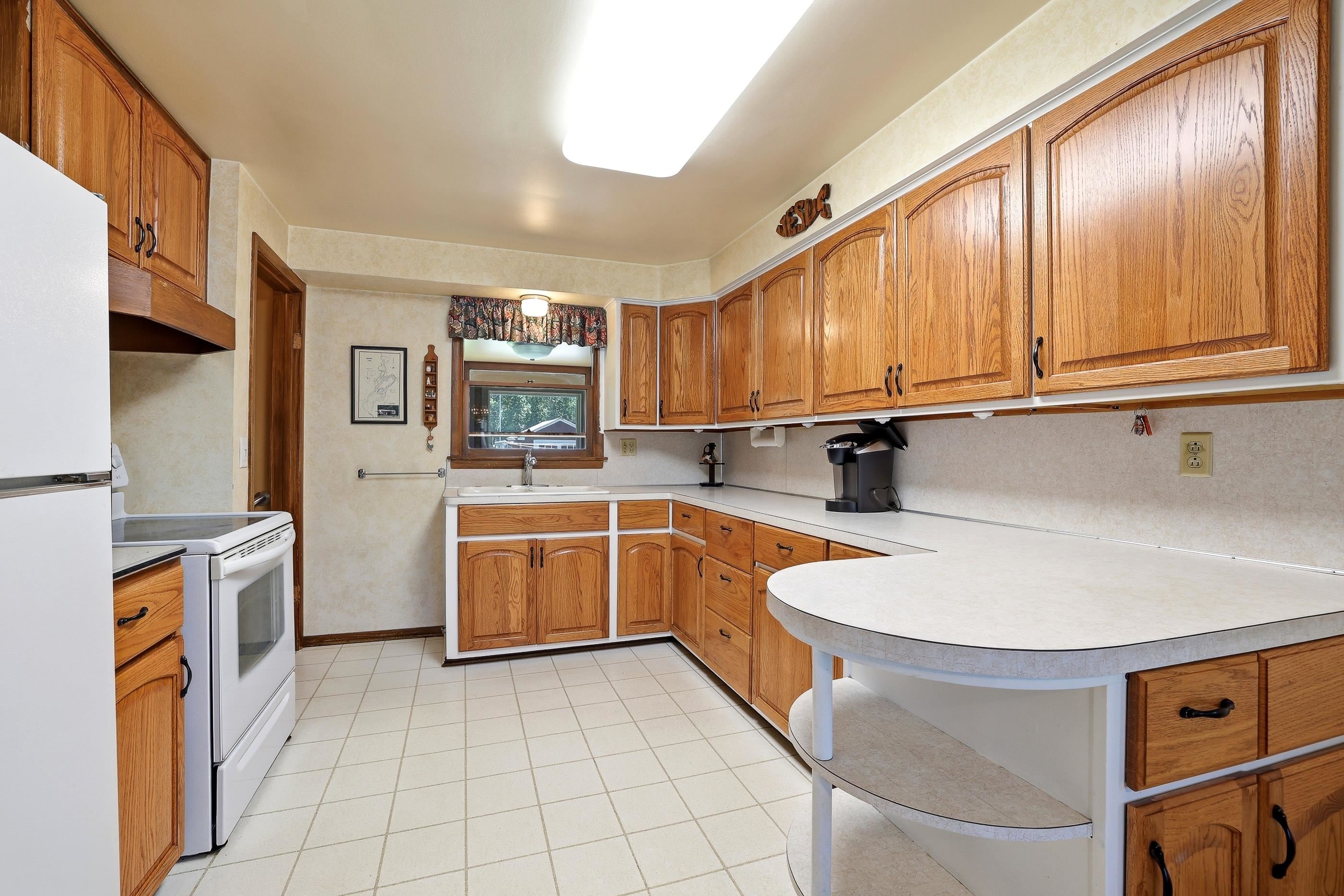 521 MC DILL AVENUE, Stevens Point, Wisconsin 54481, 3 Bedrooms Bedrooms, ,1 BathroomBathrooms,Residential,For Sale,521 MC DILL AVENUE,22603340
