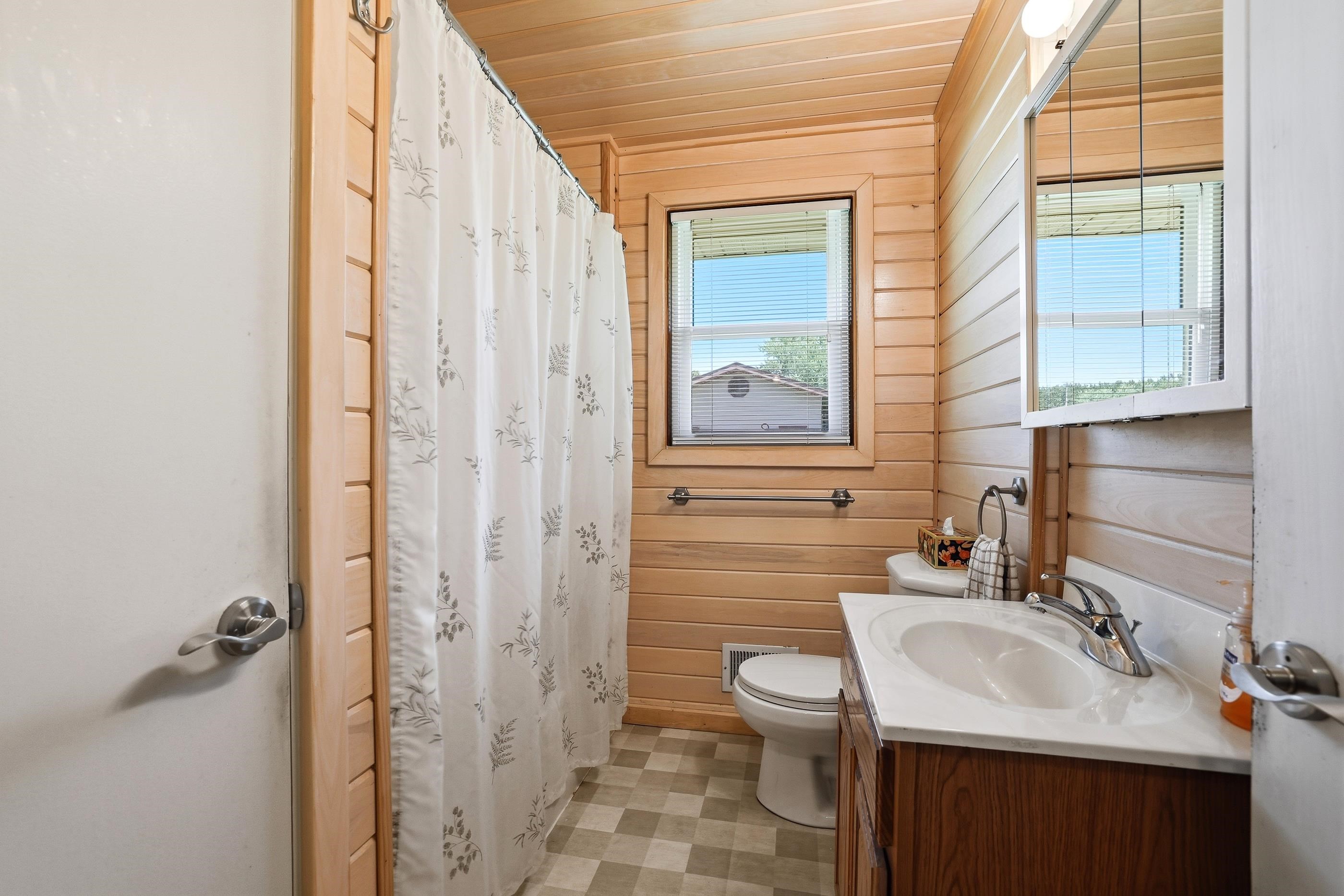 521 MC DILL AVENUE, Stevens Point, Wisconsin 54481, 3 Bedrooms Bedrooms, ,1 BathroomBathrooms,Residential,For Sale,521 MC DILL AVENUE,22603340