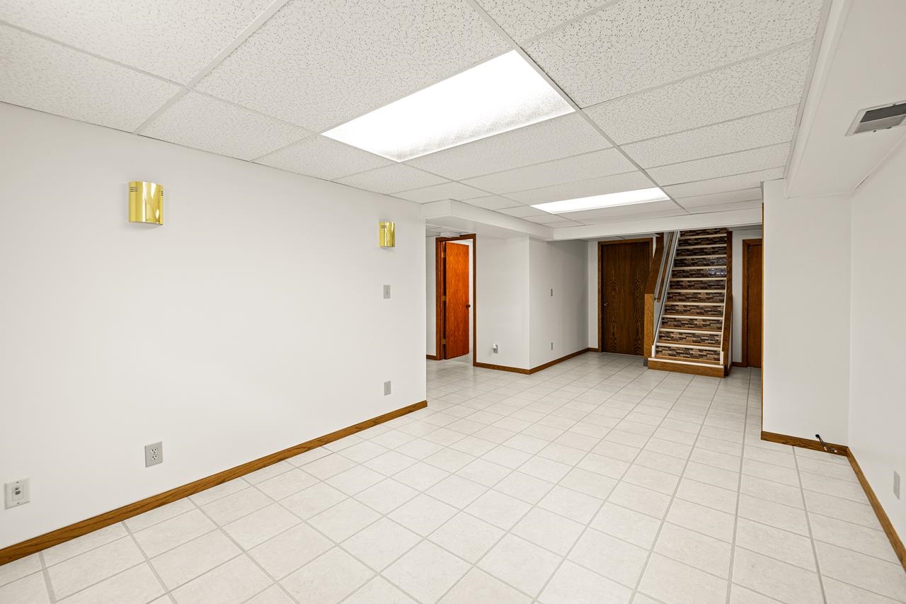 2000 JUNIPER LANE, Plover, Wisconsin 54467, 3 Bedrooms Bedrooms, ,2 BathroomsBathrooms,Residential,For Sale,2000 JUNIPER LANE,22603345