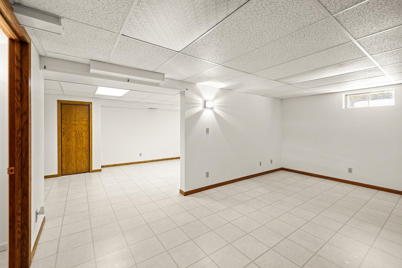2000 JUNIPER LANE, Plover, Wisconsin 54467, 3 Bedrooms Bedrooms, ,2 BathroomsBathrooms,Residential,For Sale,2000 JUNIPER LANE,22603345
