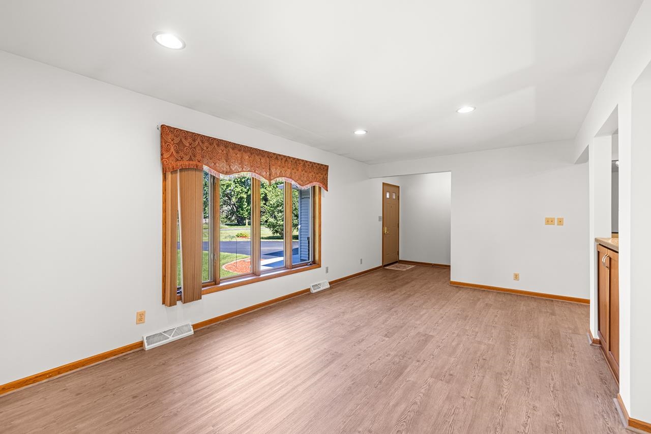 2000 JUNIPER LANE, Plover, Wisconsin 54467, 3 Bedrooms Bedrooms, ,2 BathroomsBathrooms,Residential,For Sale,2000 JUNIPER LANE,22603345