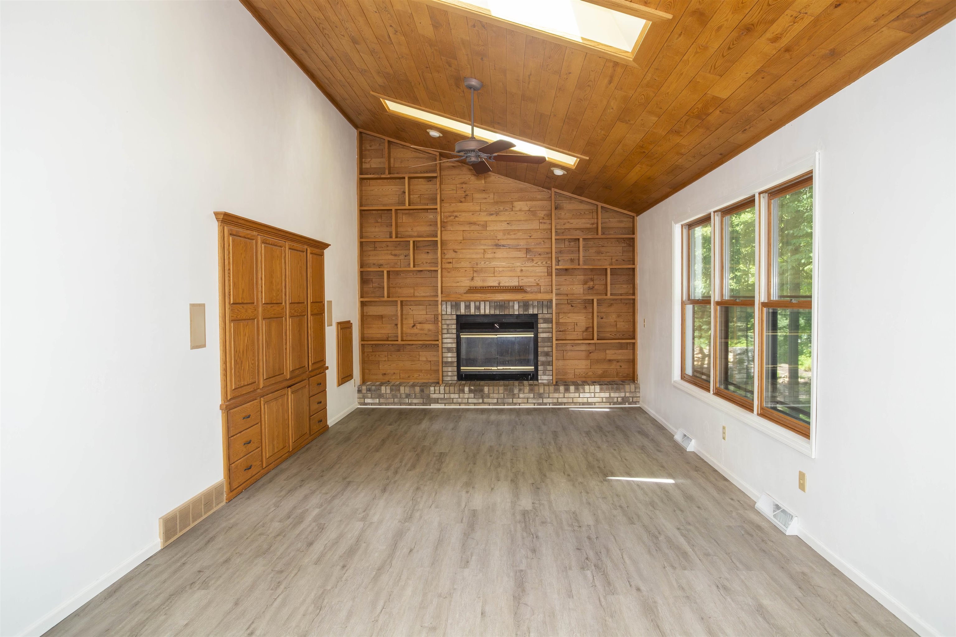 149560 MOUNTAIN LANE, Wausau, Wisconsin 54401, 5 Bedrooms Bedrooms, ,3 BathroomsBathrooms,Residential,For Sale,149560 MOUNTAIN LANE,22603346