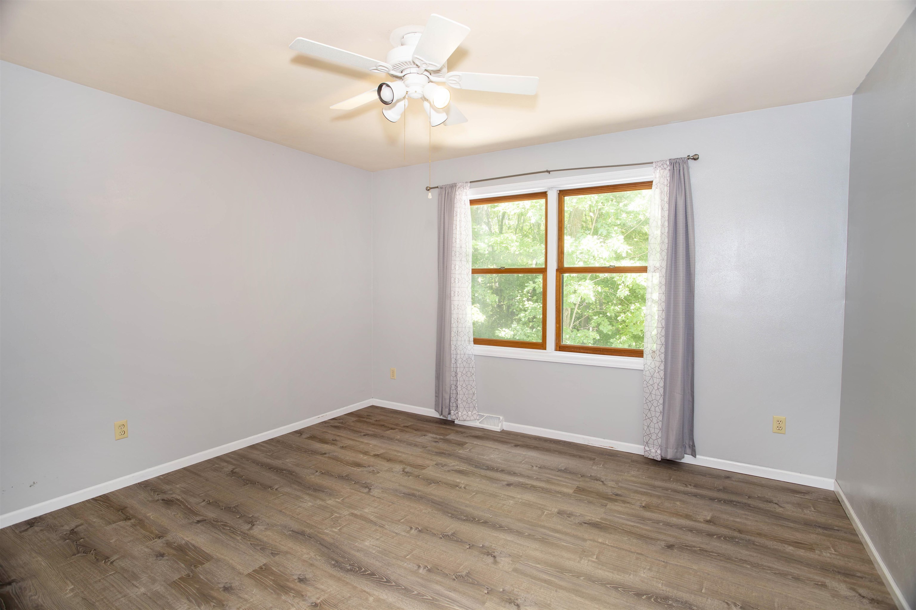 149560 MOUNTAIN LANE, Wausau, Wisconsin 54401, 5 Bedrooms Bedrooms, ,3 BathroomsBathrooms,Residential,For Sale,149560 MOUNTAIN LANE,22603346