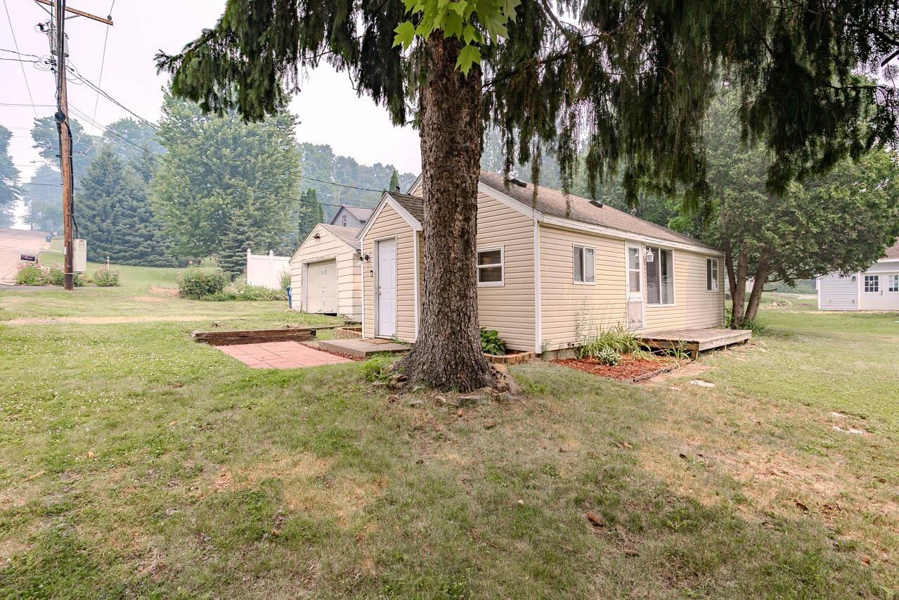 902 BROWN STREET, Wausau, Wisconsin 54403, 2 Bedrooms Bedrooms, ,1 BathroomBathrooms,Residential,For Sale,902 BROWN STREET,22603347