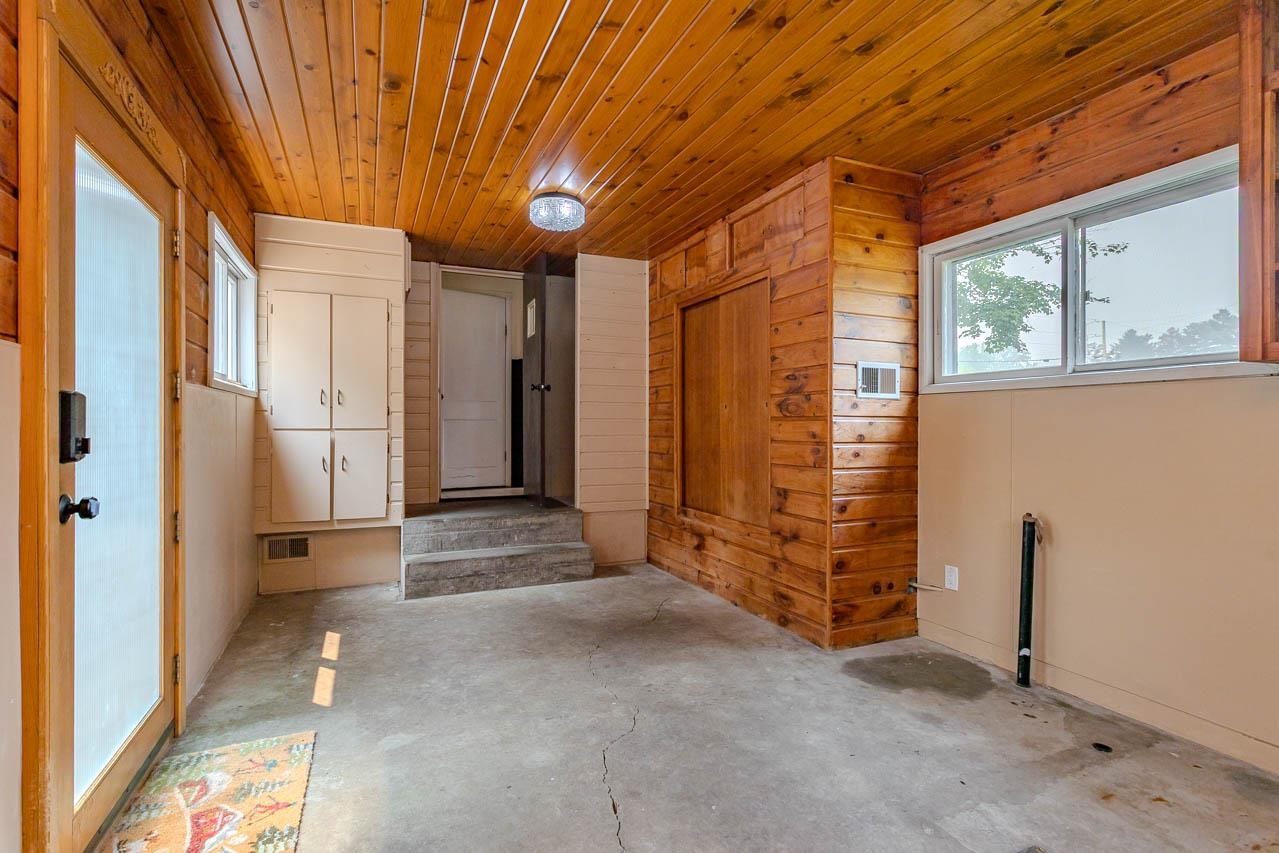 2002 BLOEDEL AVENUE, Weston, Wisconsin 54476, 4 Bedrooms Bedrooms, ,1 BathroomBathrooms,Residential,For Sale,2002 BLOEDEL AVENUE,22603350