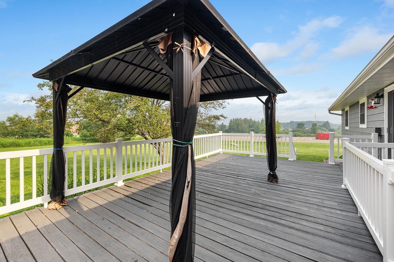 232832 WELLBORN ROAD, Wausau, Wisconsin 54403, 3 Bedrooms Bedrooms, ,1 BathroomBathrooms,Residential,For Sale,232832 WELLBORN ROAD,22603353