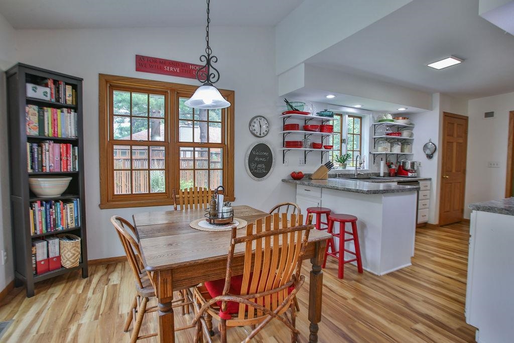 4508 HILLTOP ROAD, Wausau, Wisconsin 54403, 4 Bedrooms Bedrooms, ,3 BathroomsBathrooms,Residential,For Sale,4508 HILLTOP ROAD,22603354