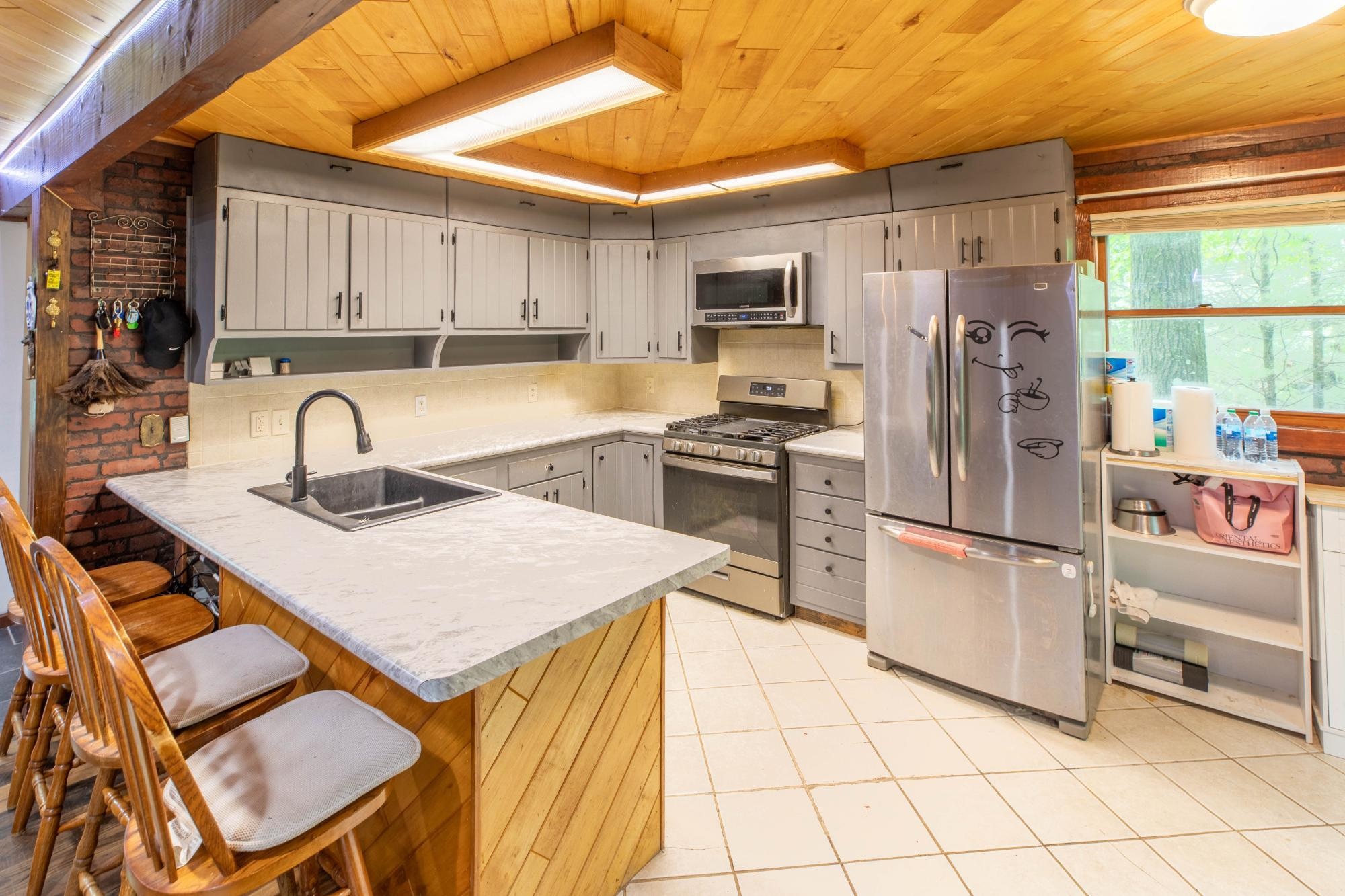 7236 WOODCREST CIRCLE, Rhinelander, Wisconsin 54501, 4 Bedrooms Bedrooms, ,2 BathroomsBathrooms,Residential,For Sale,7236 WOODCREST CIRCLE,22603356