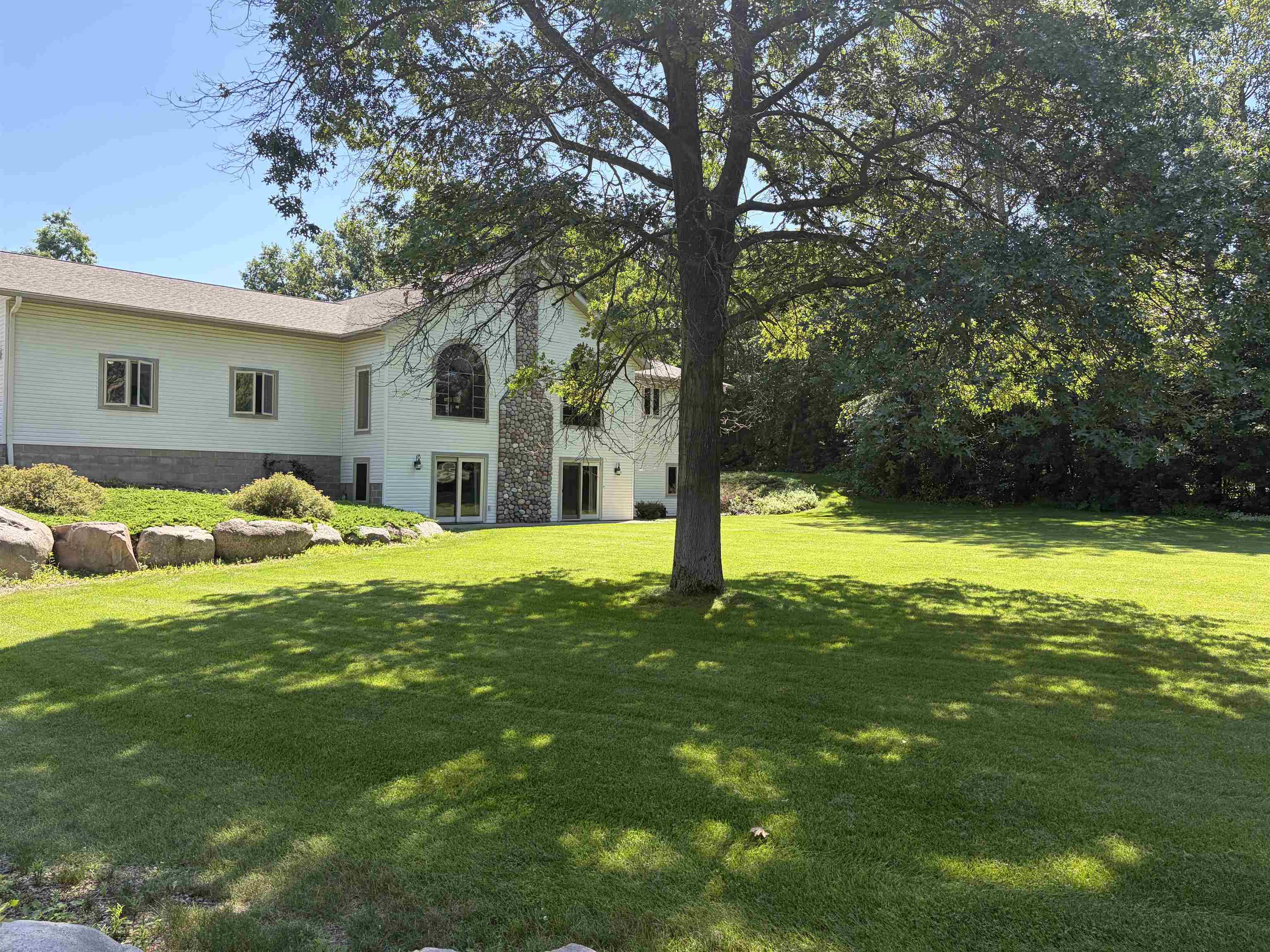 9605 SUMAC CIRCLE, Amherst, Wisconsin 54406, 4 Bedrooms Bedrooms, ,2 BathroomsBathrooms,Residential,For Sale,9605 SUMAC CIRCLE,22603357