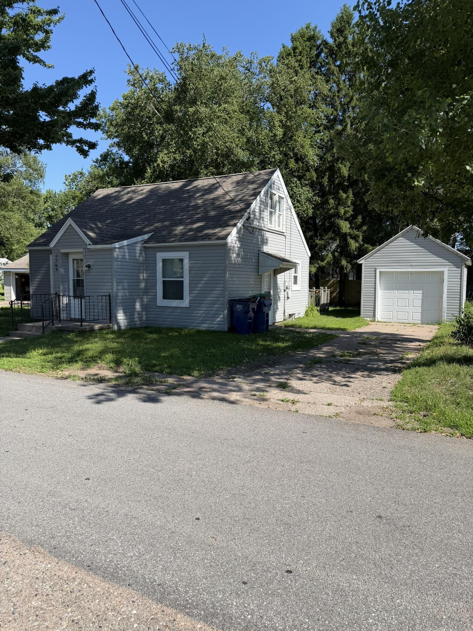 1704 PARDEE STREET, Wausau, Wisconsin 54401, 2 Bedrooms Bedrooms, ,1 BathroomBathrooms,Residential,For Sale,1704 PARDEE STREET,22603361