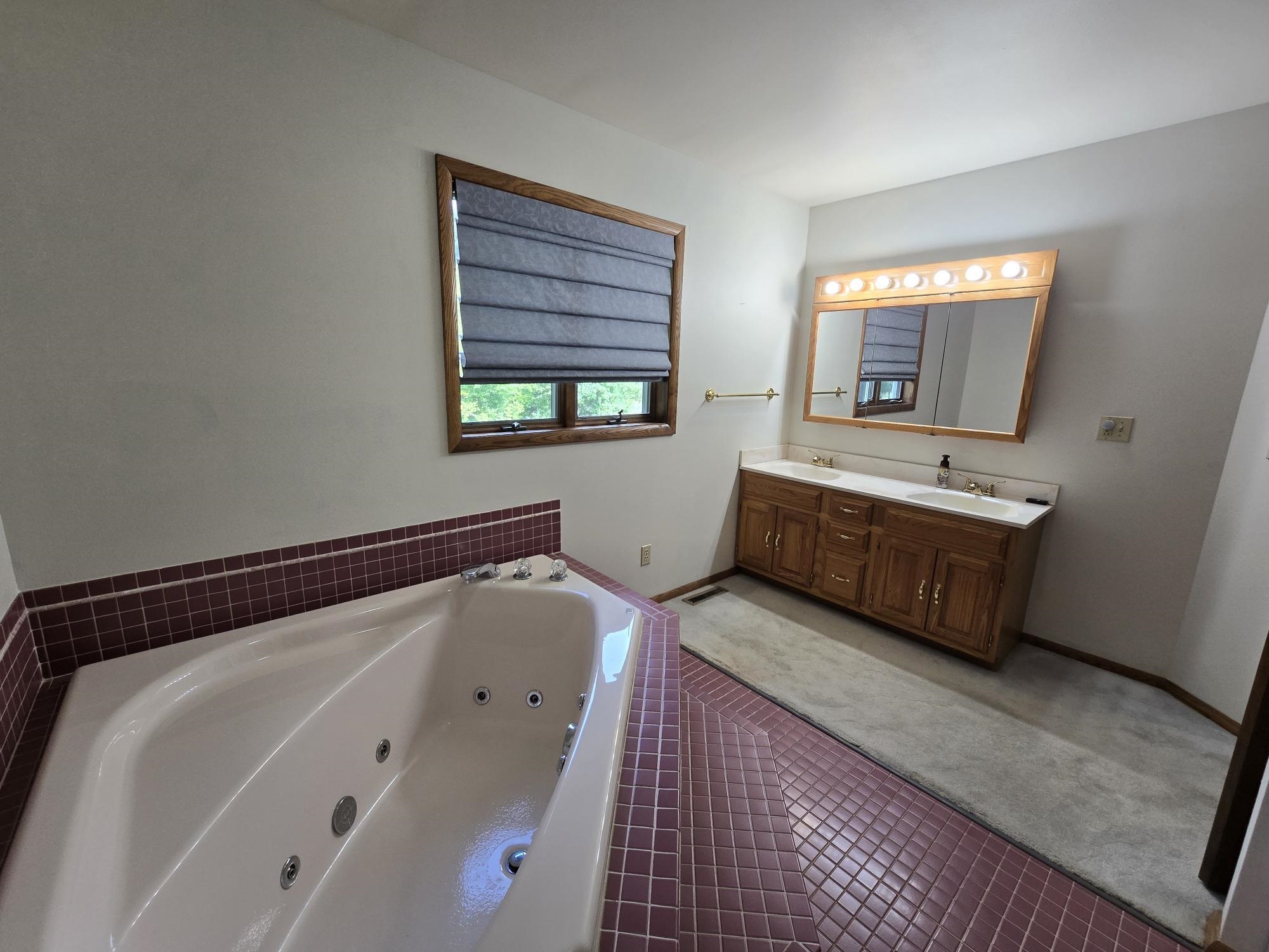 8040 WHITE PINE DRIVE, Wisconsin Rapids, Wisconsin 54494, 3 Bedrooms Bedrooms, ,3 BathroomsBathrooms,Residential,For Sale,8040 WHITE PINE DRIVE,22603366