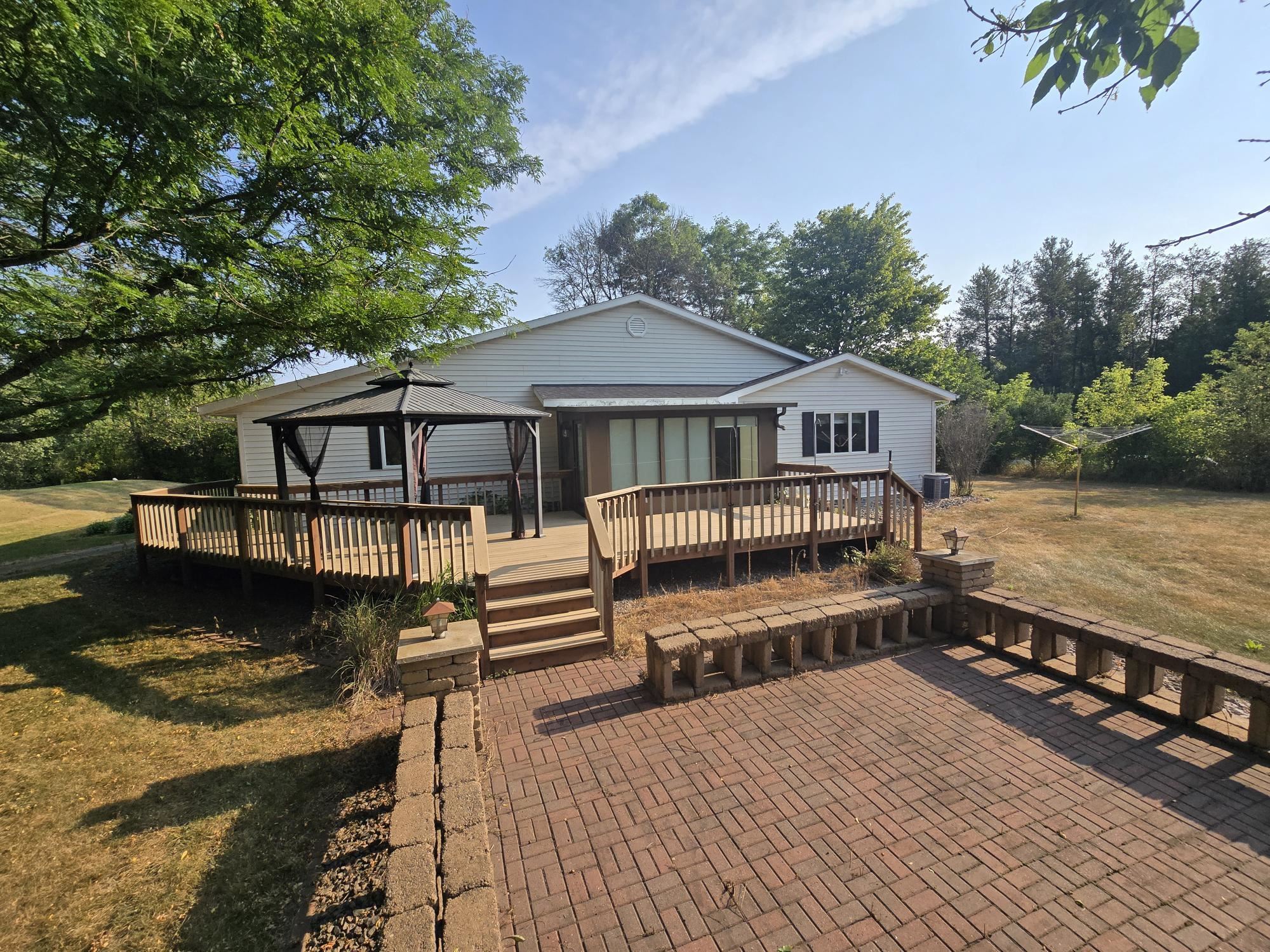 8040 WHITE PINE DRIVE, Wisconsin Rapids, Wisconsin 54494, 3 Bedrooms Bedrooms, ,3 BathroomsBathrooms,Residential,For Sale,8040 WHITE PINE DRIVE,22603366