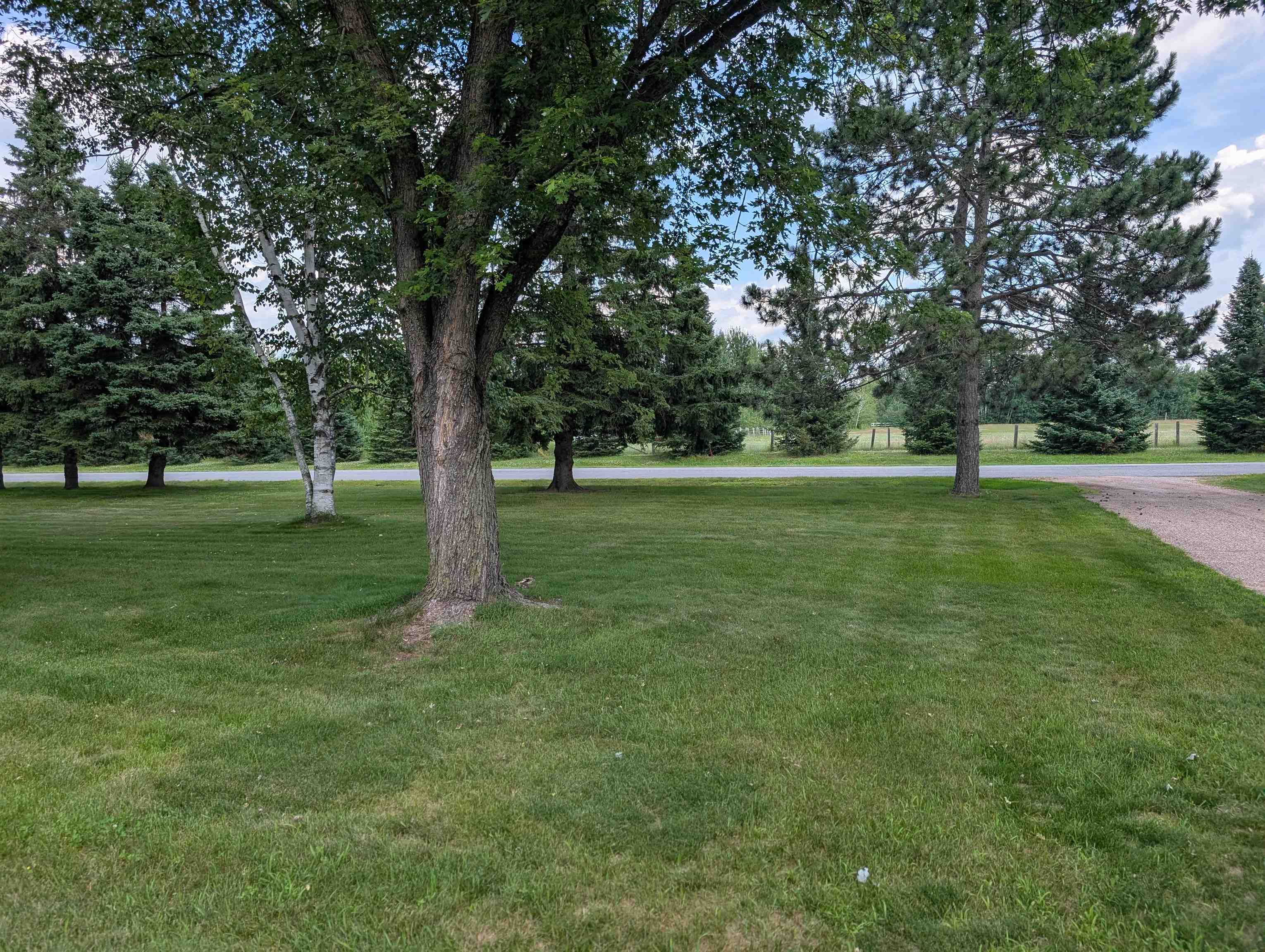 2235 BLUEJAY LANE, Kronenwetter, Wisconsin 54455, 3 Bedrooms Bedrooms, ,2 BathroomsBathrooms,Residential,For Sale,2235 BLUEJAY LANE,22603369