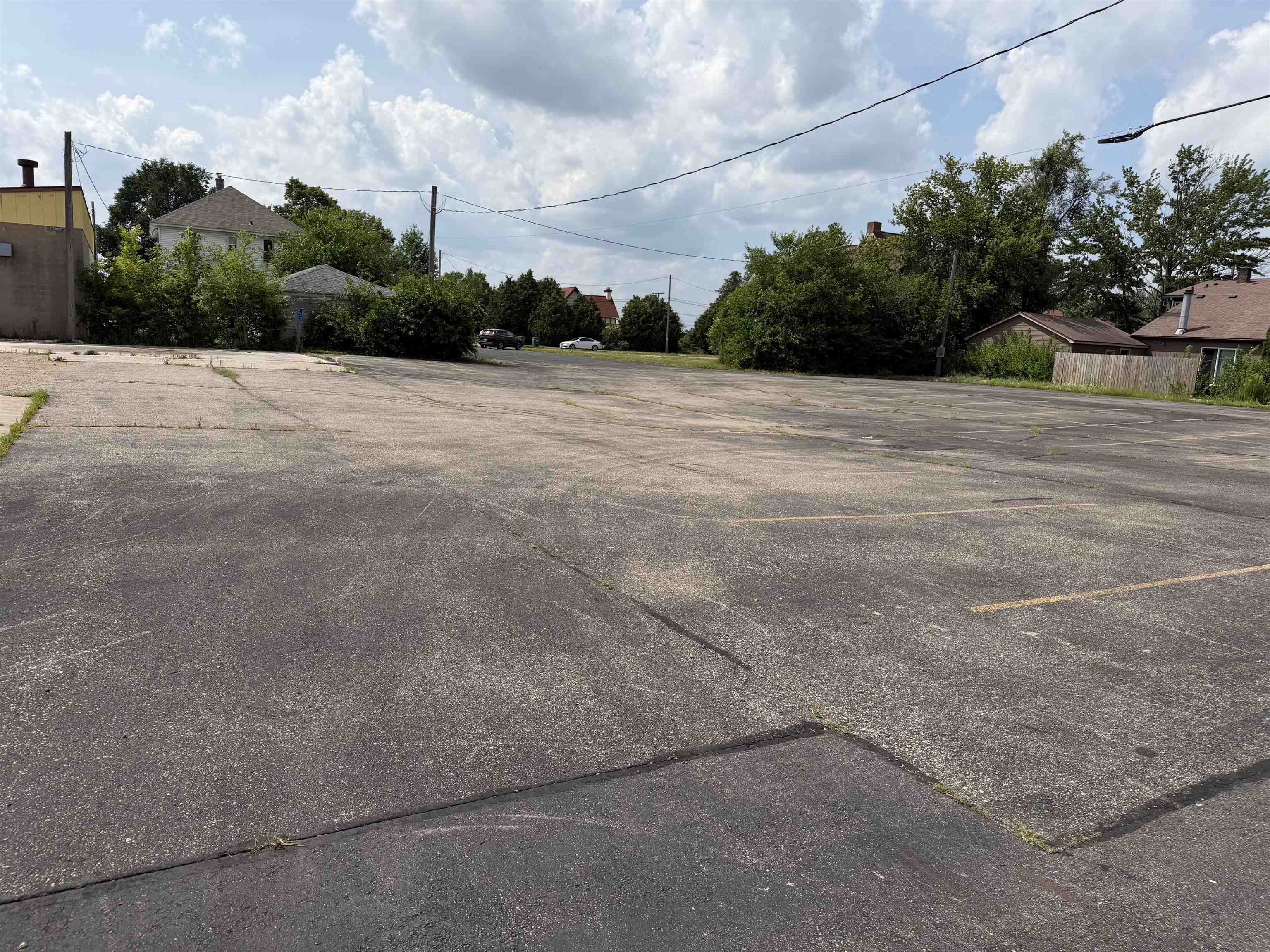 631 E GRAND AVENUE, Wisconsin Rapids, Wisconsin 54494, ,Land,For Sale,631 E GRAND AVENUE,22603370