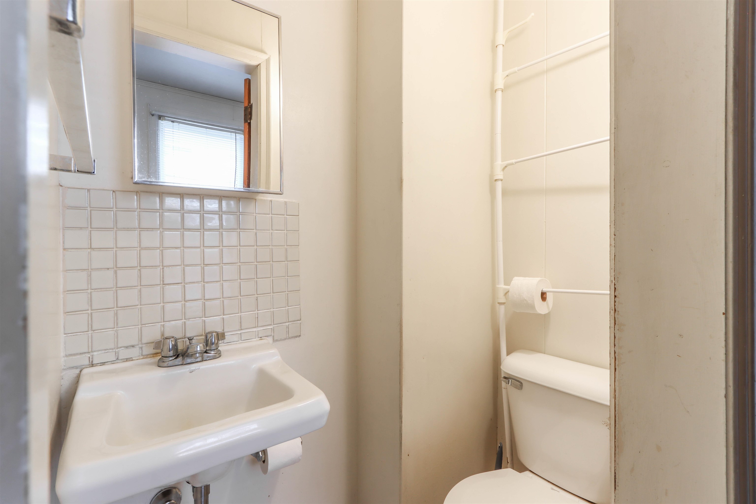 202 2ND STREET EAST, Merrill, Wisconsin 54452, 3 Bedrooms Bedrooms, ,1 BathroomBathrooms,Residential,For Sale,202 2ND STREET EAST,22603371