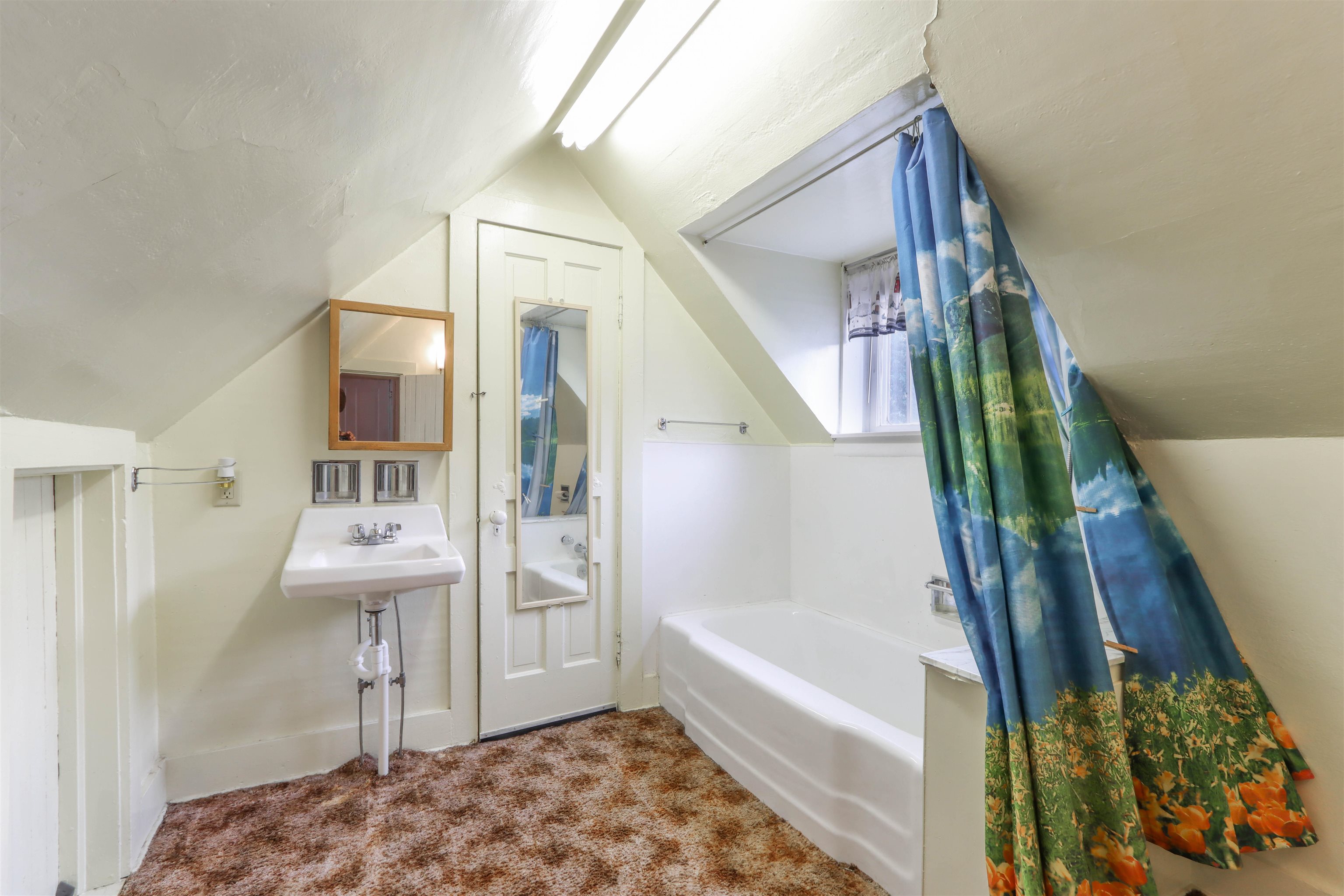 202 2ND STREET EAST, Merrill, Wisconsin 54452, 3 Bedrooms Bedrooms, ,1 BathroomBathrooms,Residential,For Sale,202 2ND STREET EAST,22603371