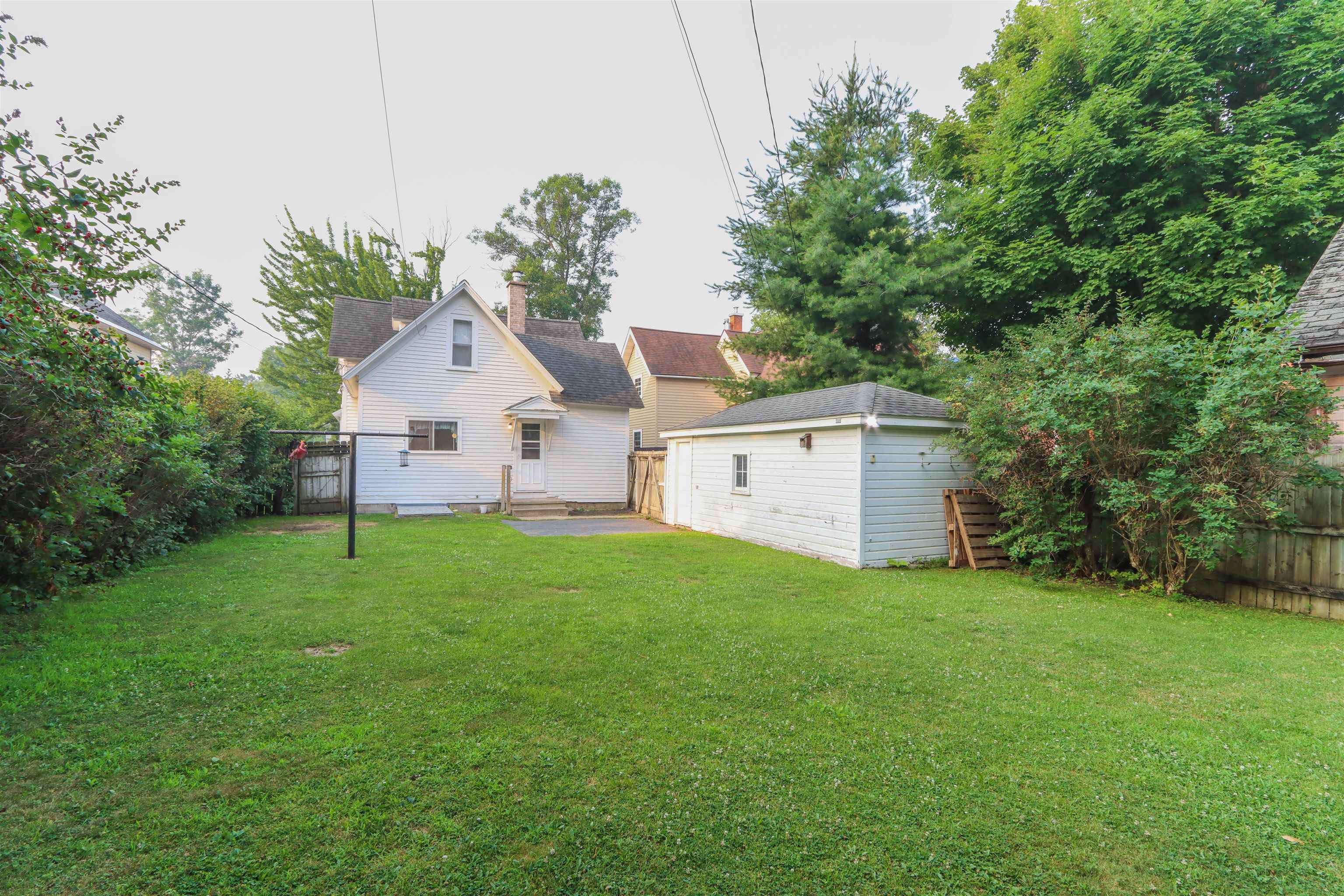 202 2ND STREET EAST, Merrill, Wisconsin 54452, 3 Bedrooms Bedrooms, ,1 BathroomBathrooms,Residential,For Sale,202 2ND STREET EAST,22603371