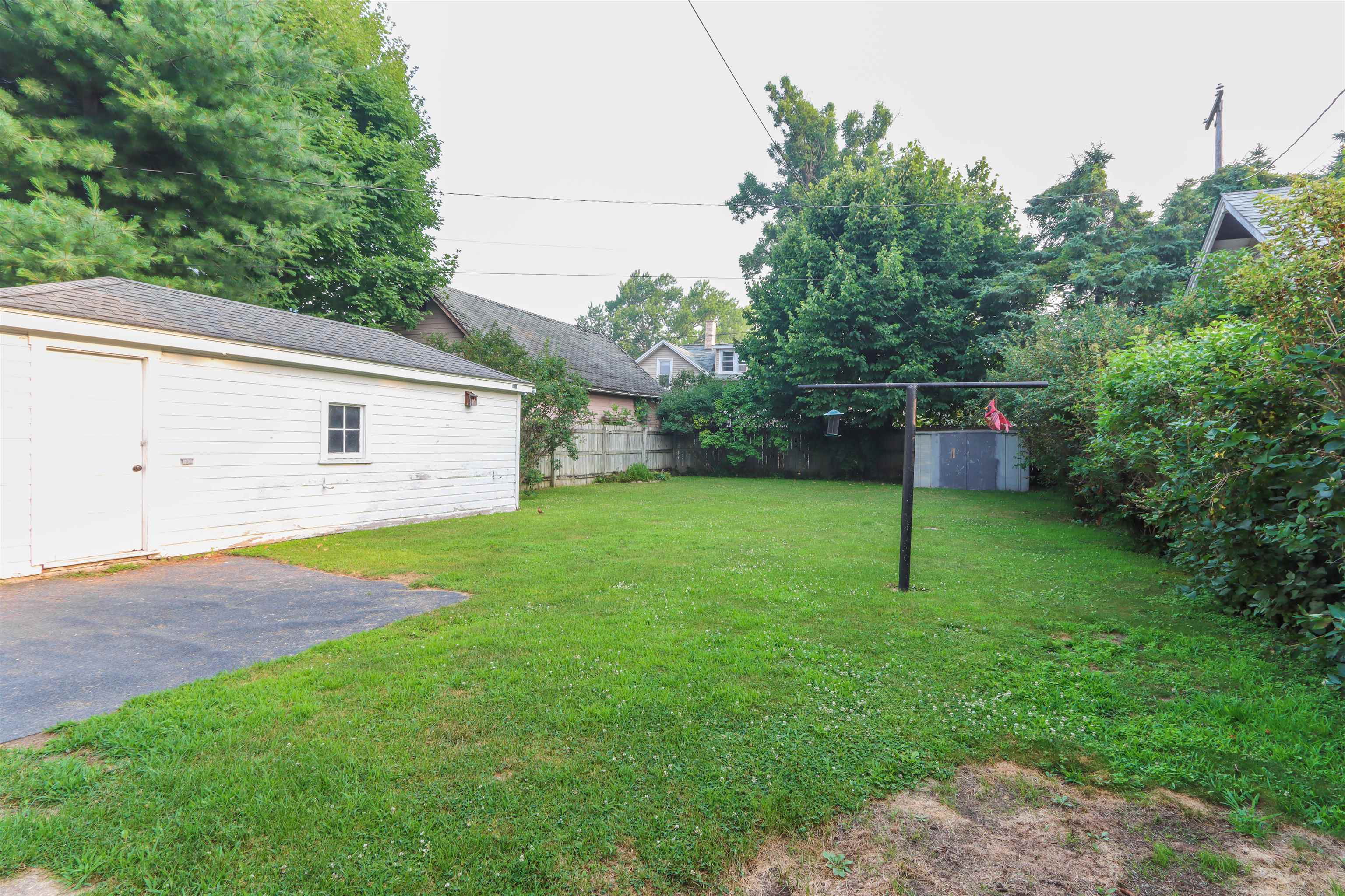 202 2ND STREET EAST, Merrill, Wisconsin 54452, 3 Bedrooms Bedrooms, ,1 BathroomBathrooms,Residential,For Sale,202 2ND STREET EAST,22603371