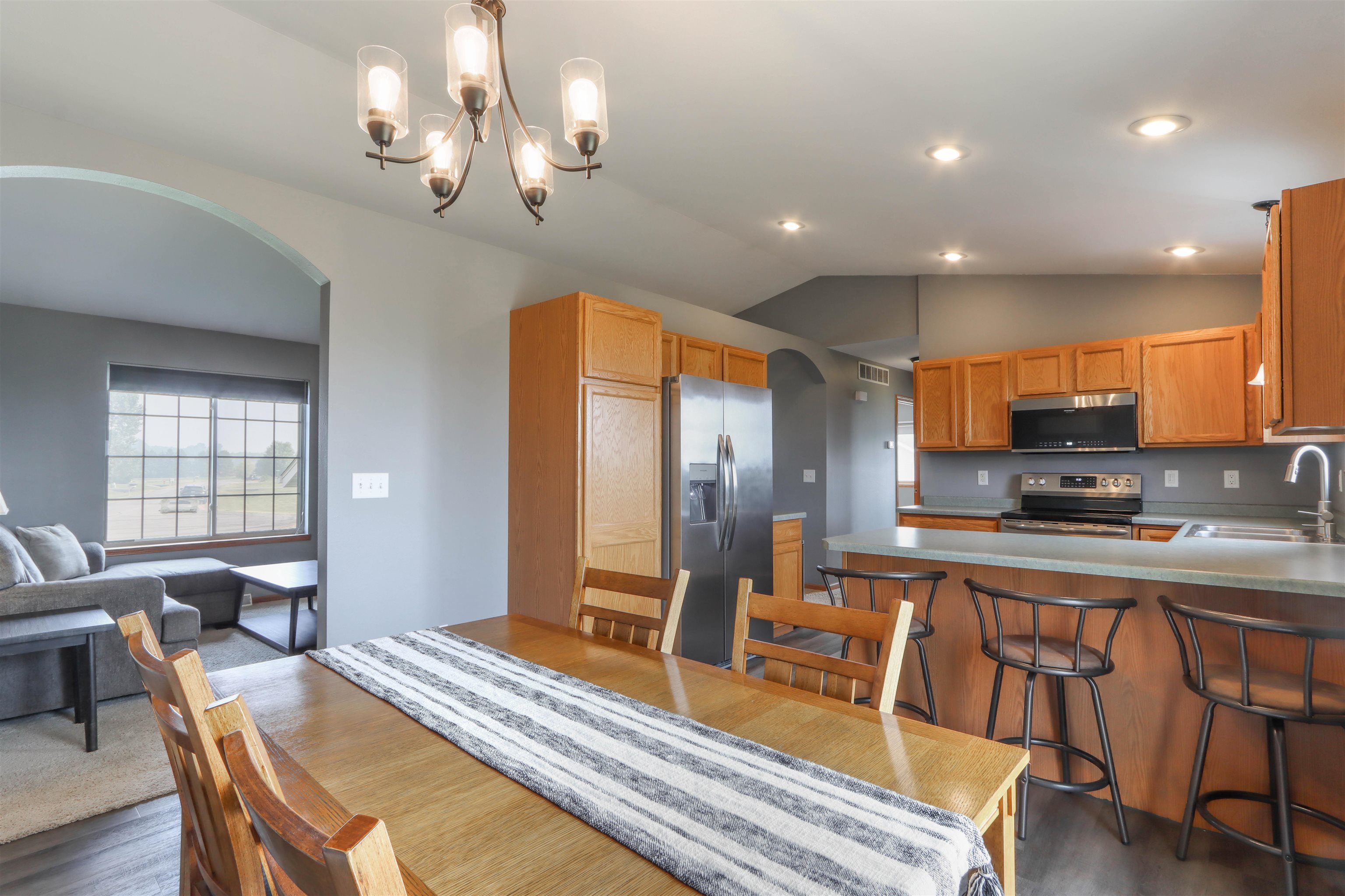 2581 GOLDEN EAGLE ROAD, Kronenwetter, Wisconsin 54455, 3 Bedrooms Bedrooms, ,2 BathroomsBathrooms,Residential,For Sale,2581 GOLDEN EAGLE ROAD,22603372