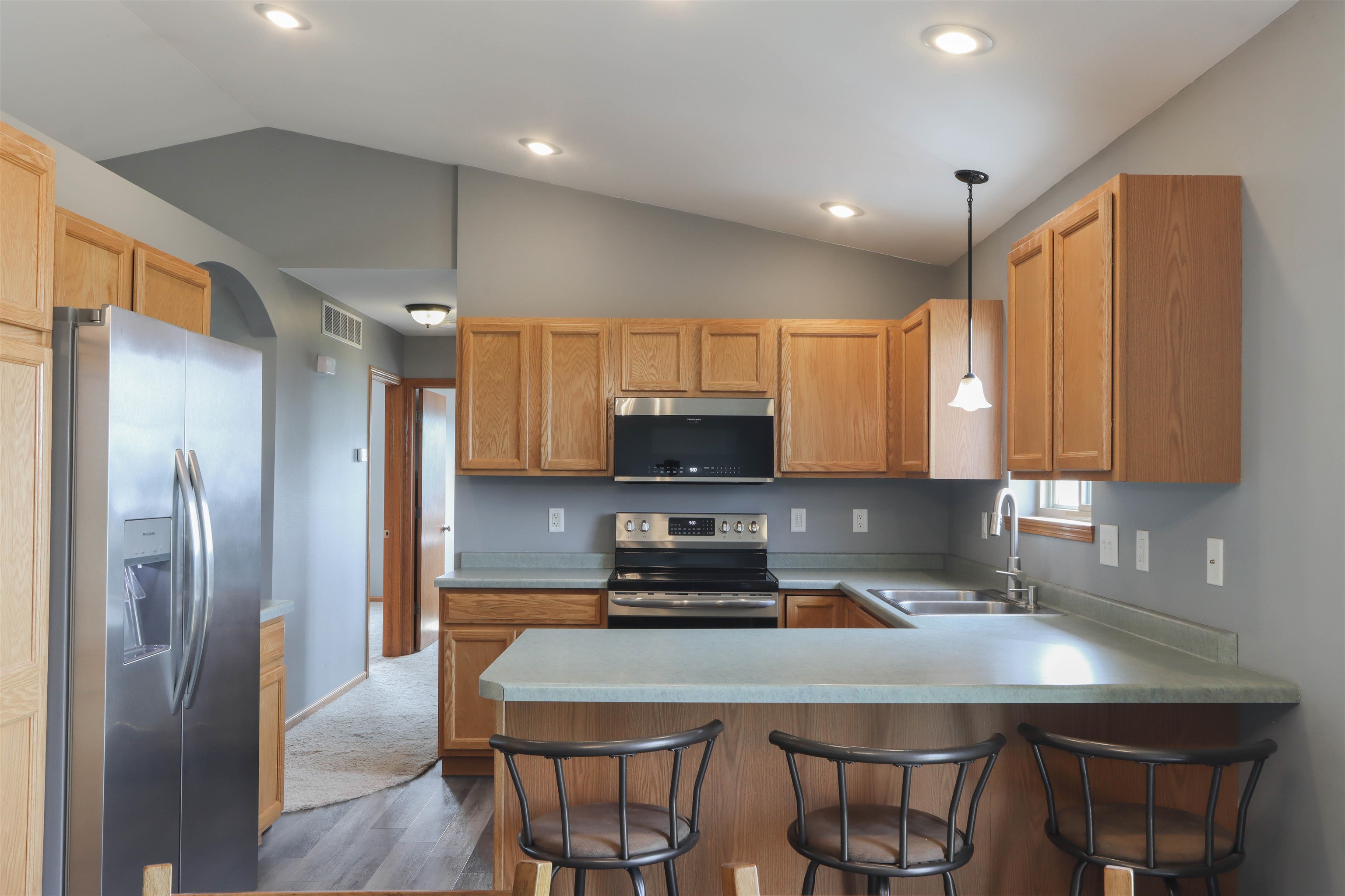 2581 GOLDEN EAGLE ROAD, Kronenwetter, Wisconsin 54455, 3 Bedrooms Bedrooms, ,2 BathroomsBathrooms,Residential,For Sale,2581 GOLDEN EAGLE ROAD,22603372