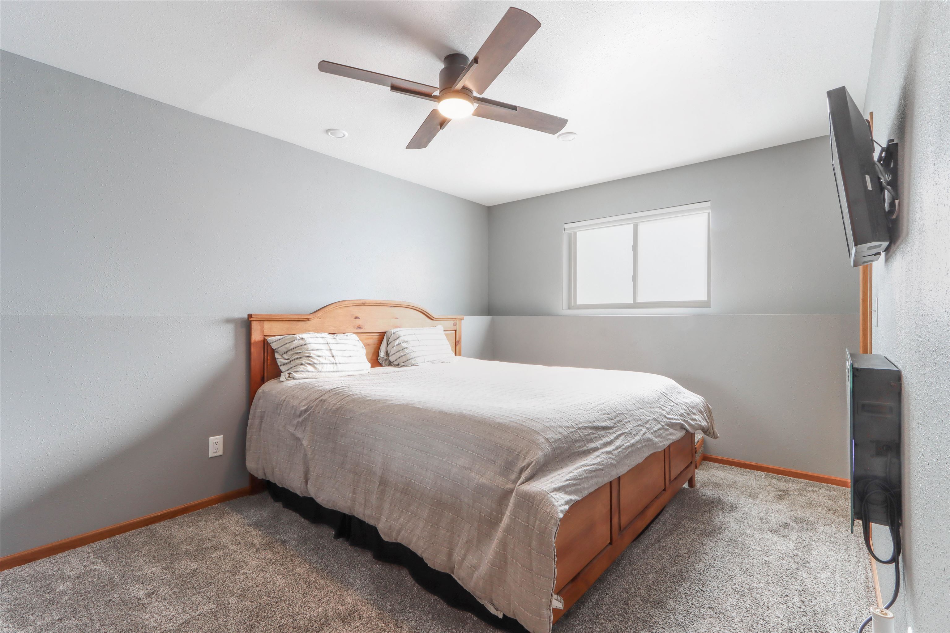 2581 GOLDEN EAGLE ROAD, Kronenwetter, Wisconsin 54455, 3 Bedrooms Bedrooms, ,2 BathroomsBathrooms,Residential,For Sale,2581 GOLDEN EAGLE ROAD,22603372