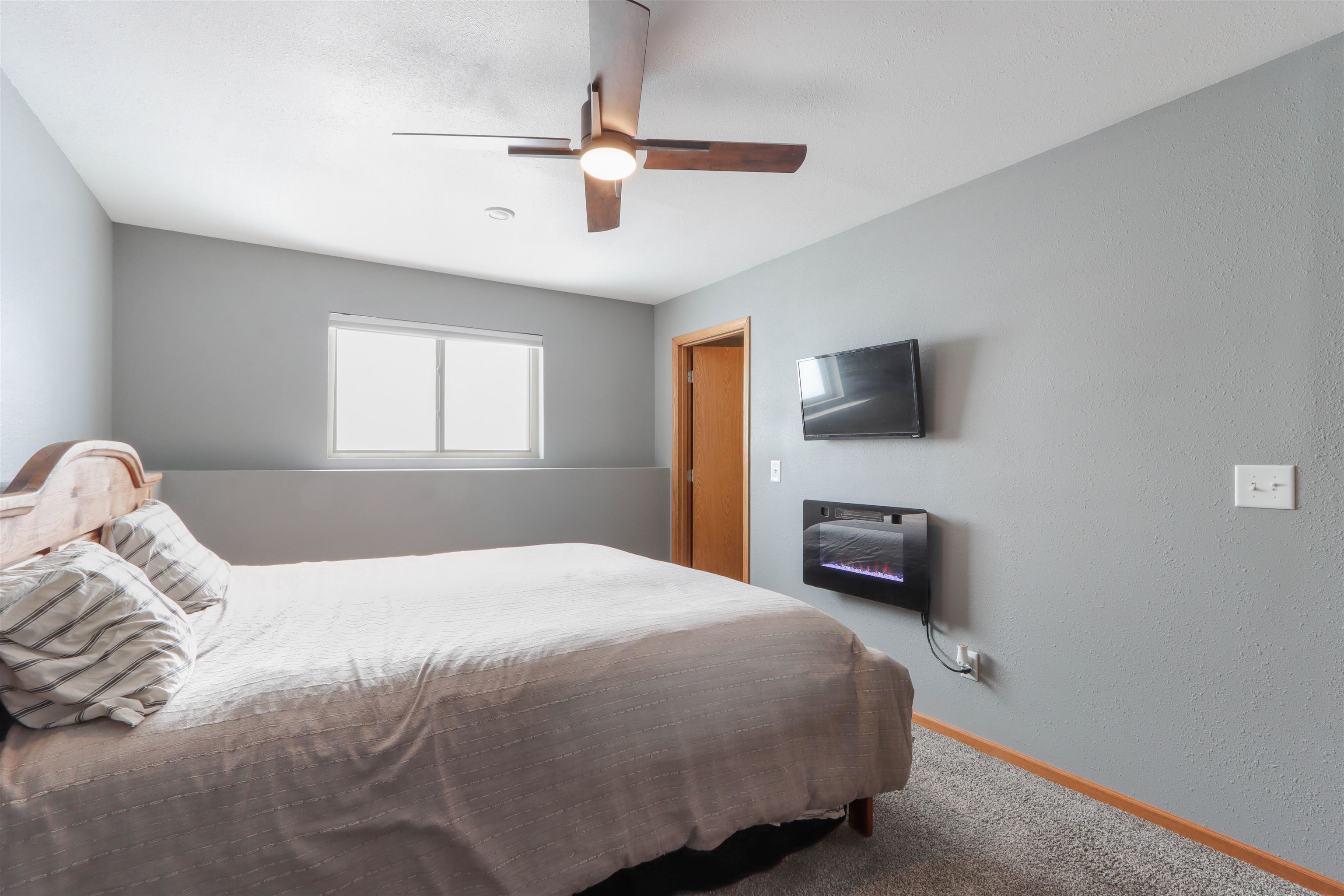 2581 GOLDEN EAGLE ROAD, Kronenwetter, Wisconsin 54455, 3 Bedrooms Bedrooms, ,2 BathroomsBathrooms,Residential,For Sale,2581 GOLDEN EAGLE ROAD,22603372