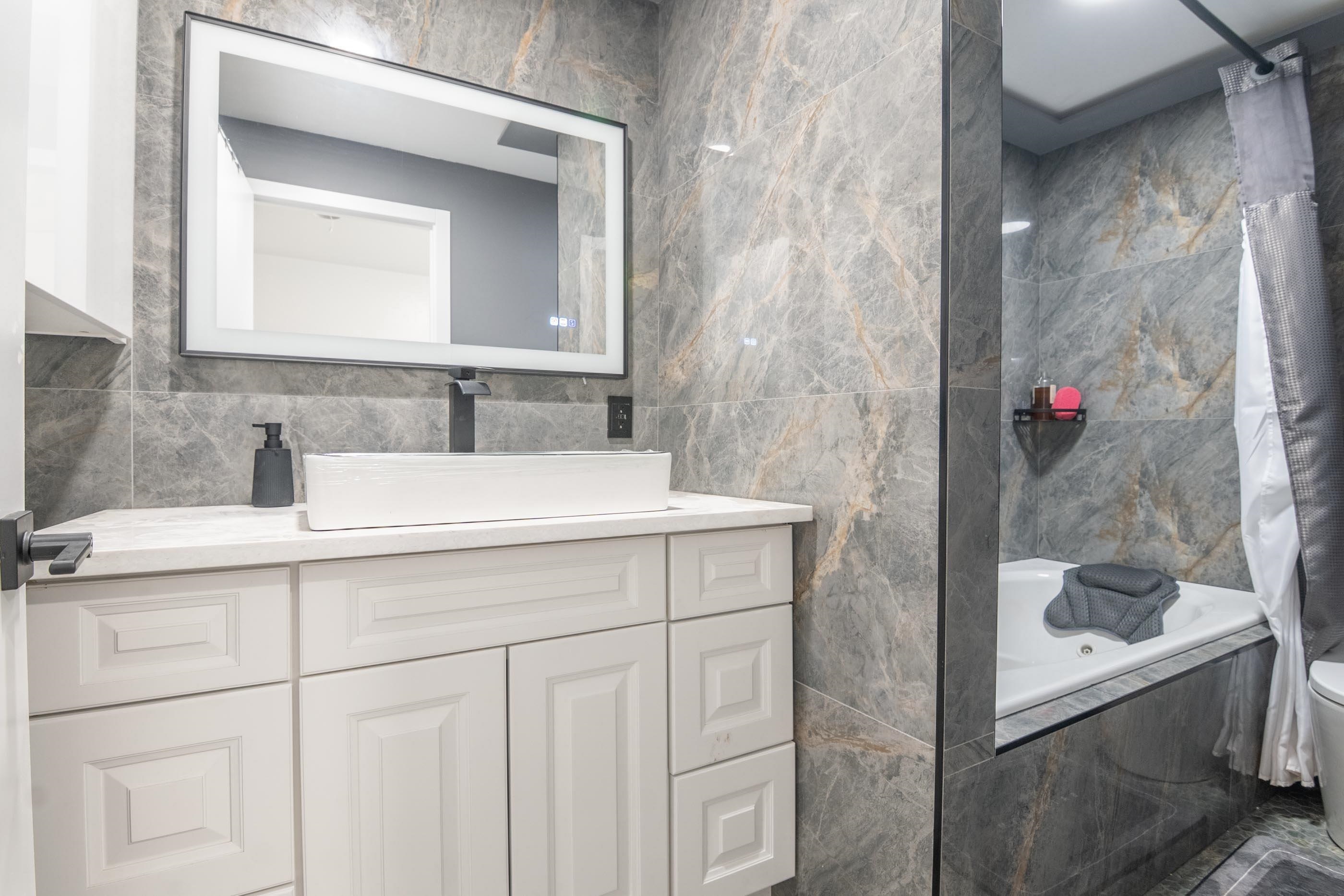 214 7TH STREET NORTH, Park Falls, Wisconsin 54552, 8 Bedrooms Bedrooms, ,5 BathroomsBathrooms,Residential,For Sale,214 7TH STREET NORTH,22603373