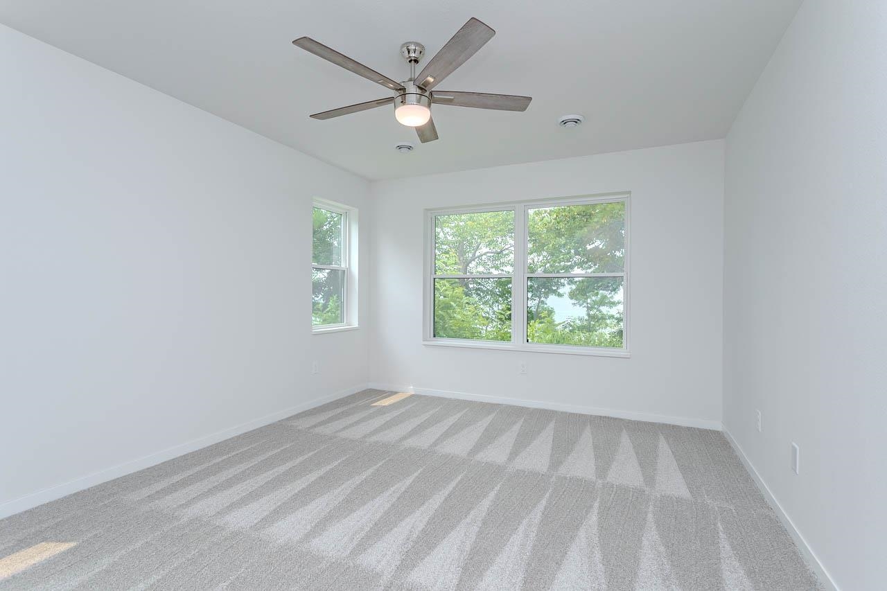 1396 PARK DRIVE, Schofield, Wisconsin 54476, 3 Bedrooms Bedrooms, 6 Rooms Rooms,2 BathroomsBathrooms,Residential,For Sale,1396 PARK DRIVE,22603374