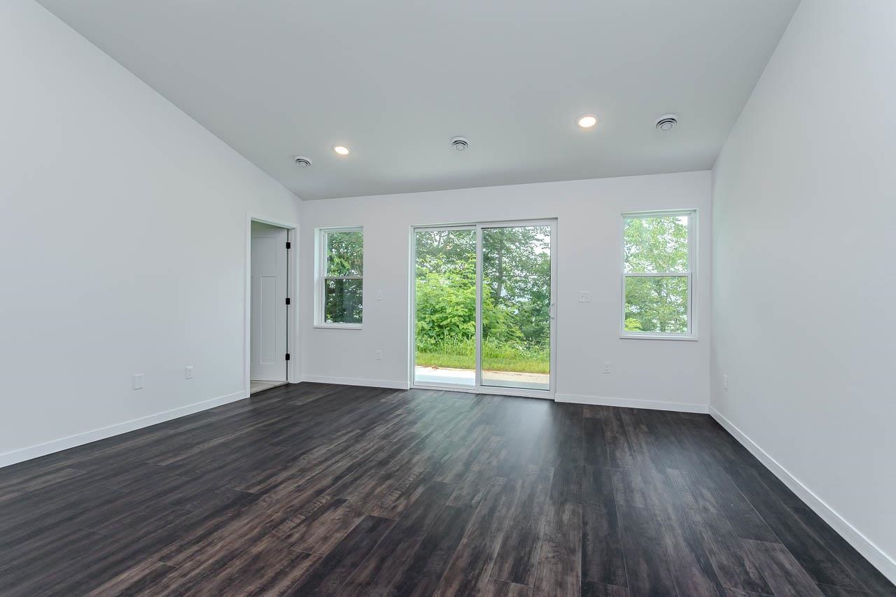 1394 PARK DRIVE, Schofield, Wisconsin 54476, 3 Bedrooms Bedrooms, 6 Rooms Rooms,2 BathroomsBathrooms,Residential,For Sale,1394 PARK DRIVE,22603375