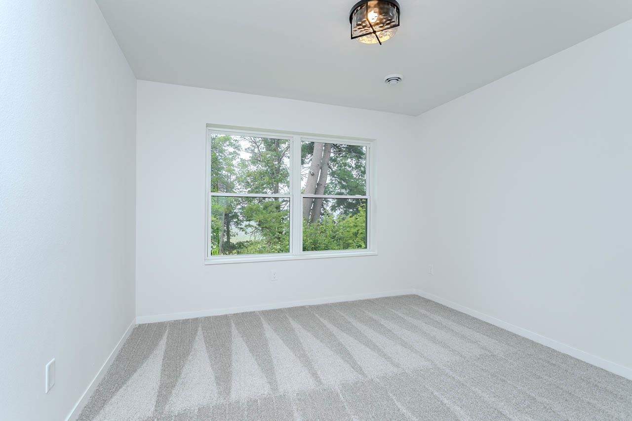 1394 PARK DRIVE, Schofield, Wisconsin 54476, 3 Bedrooms Bedrooms, 6 Rooms Rooms,2 BathroomsBathrooms,Residential,For Sale,1394 PARK DRIVE,22603375