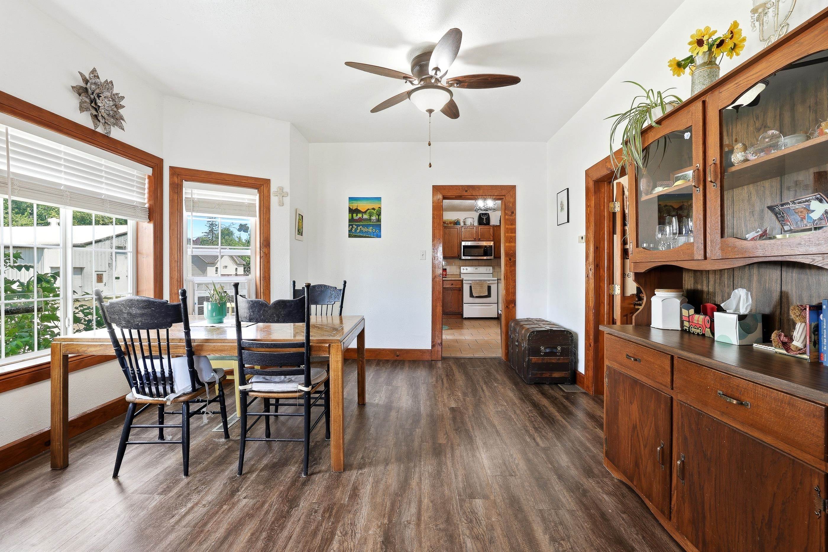 315 W DEPOT STREET, Marshfield, Wisconsin 54449, 3 Bedrooms Bedrooms, ,1 BathroomBathrooms,Residential,For Sale,315 W DEPOT STREET,22603376