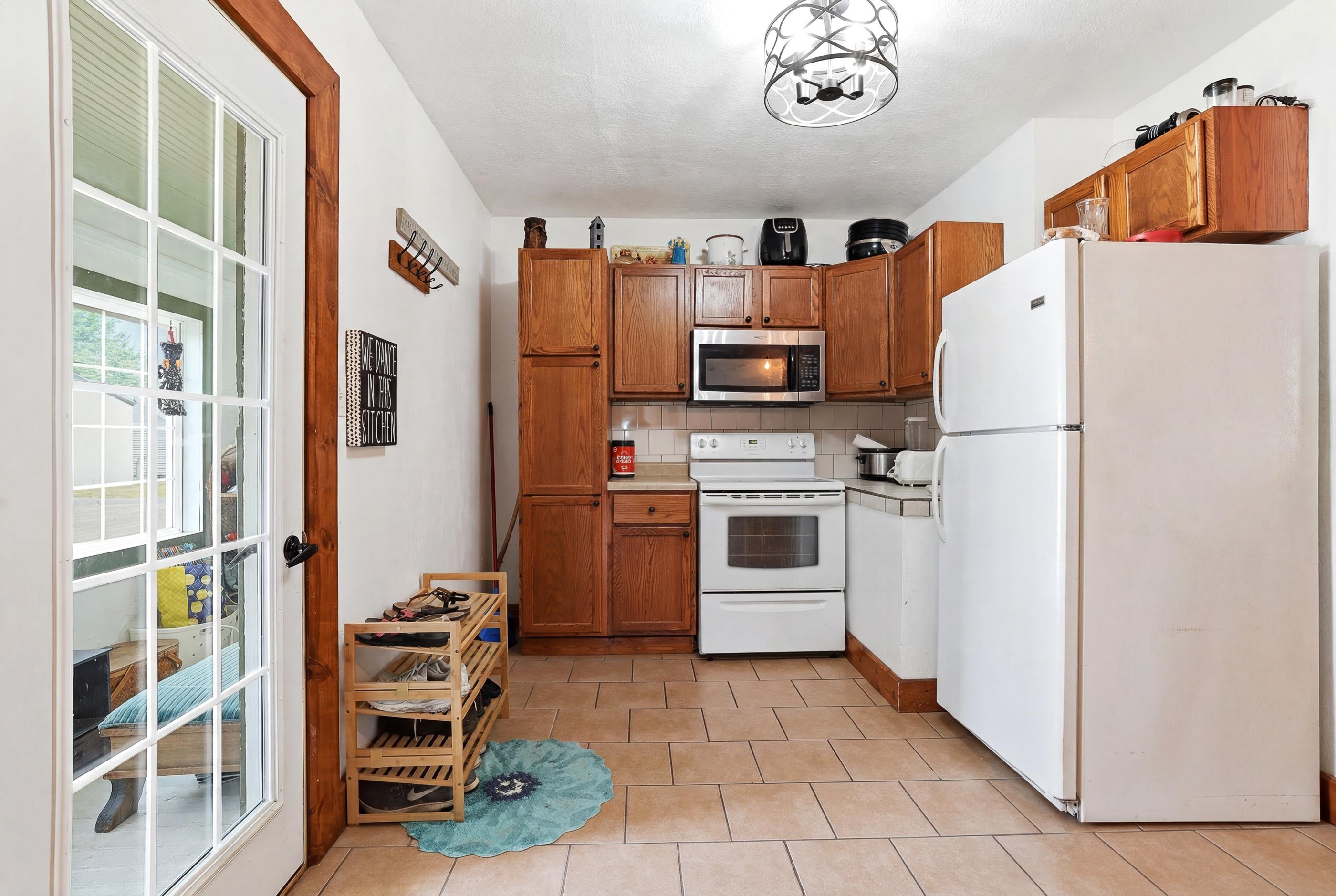 315 W DEPOT STREET, Marshfield, Wisconsin 54449, 3 Bedrooms Bedrooms, ,1 BathroomBathrooms,Residential,For Sale,315 W DEPOT STREET,22603376